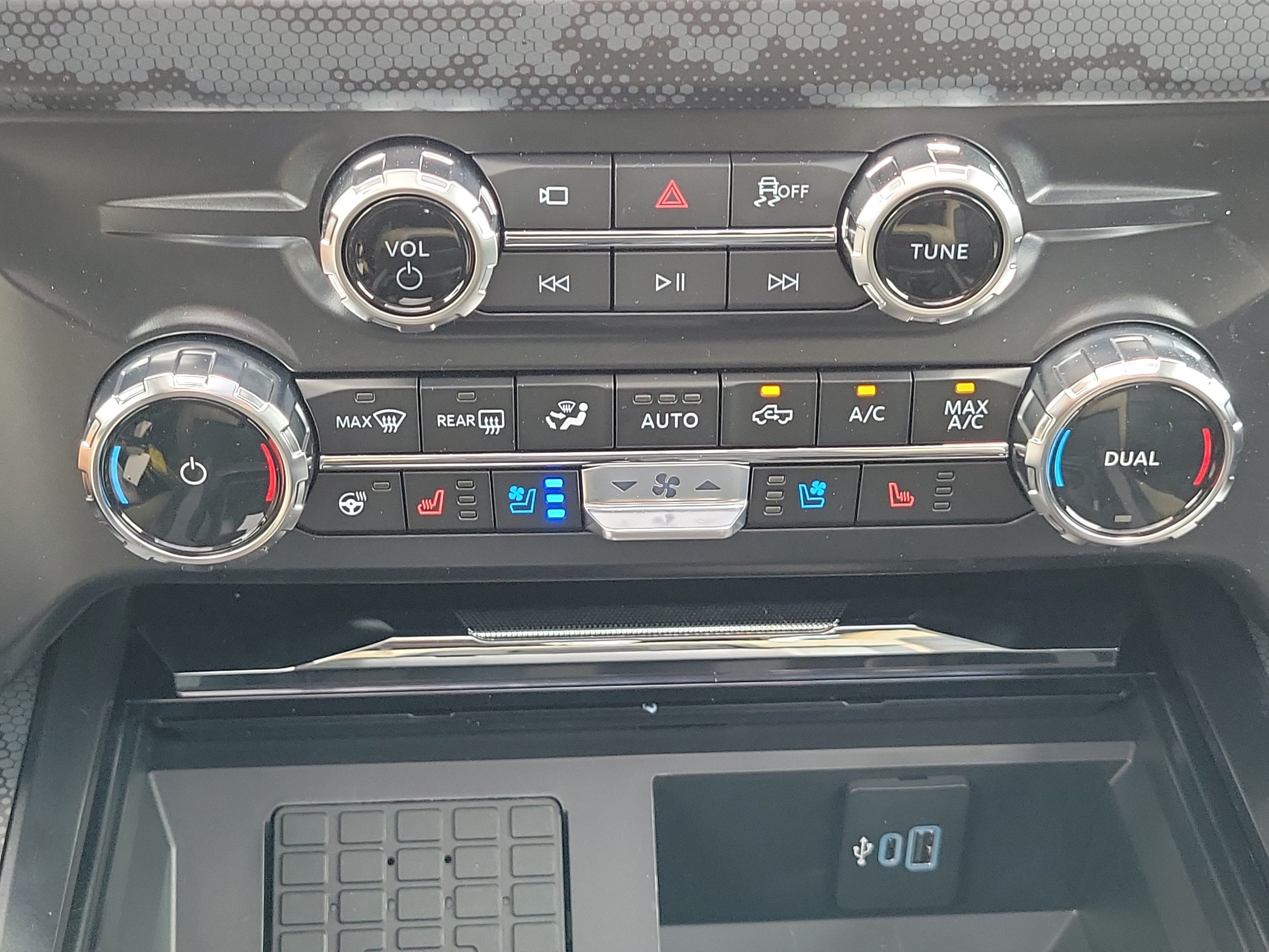 2026 Ford Super Duty F-250 SRW Black Ops