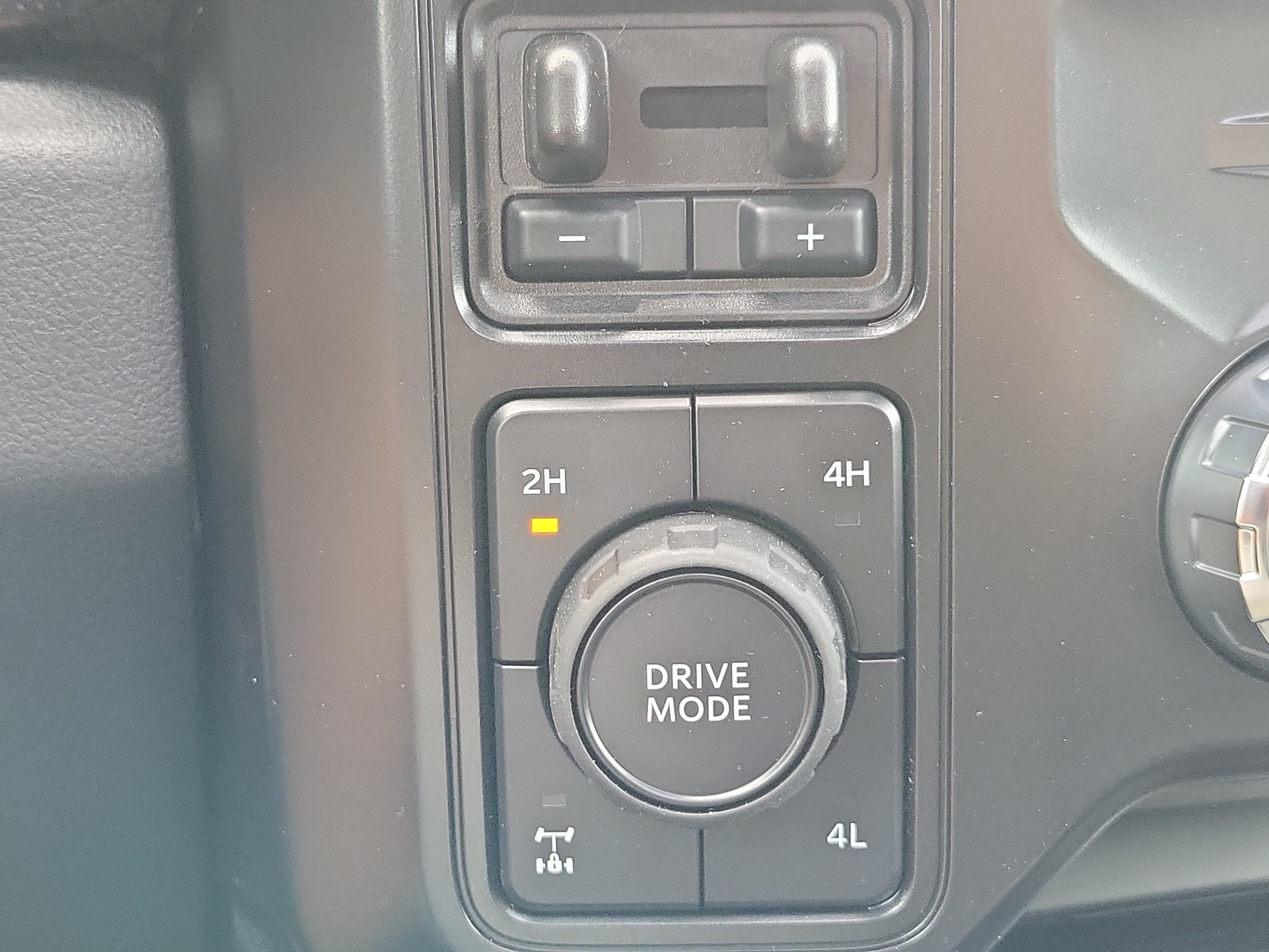 2026 Ford Super Duty F-250 SRW Black Ops