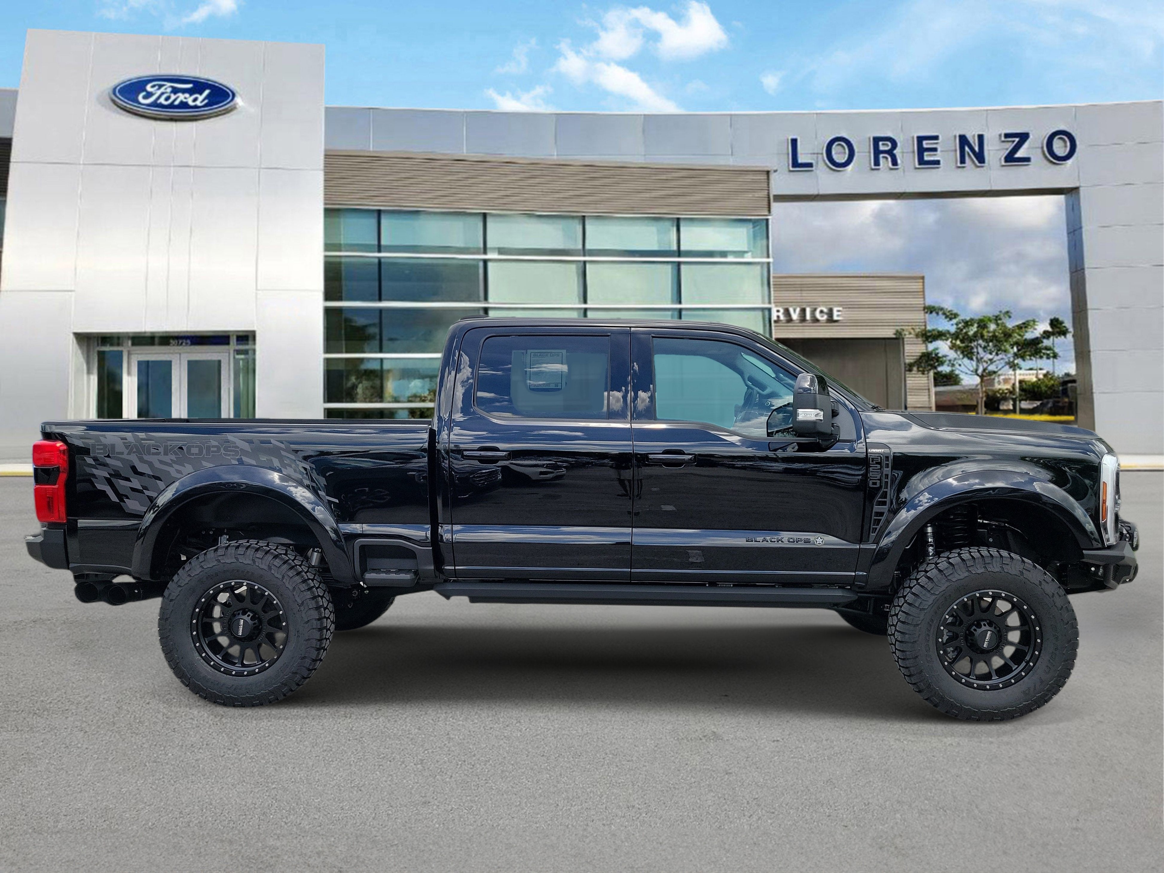 2026 Ford Super Duty F-250 SRW Black Ops