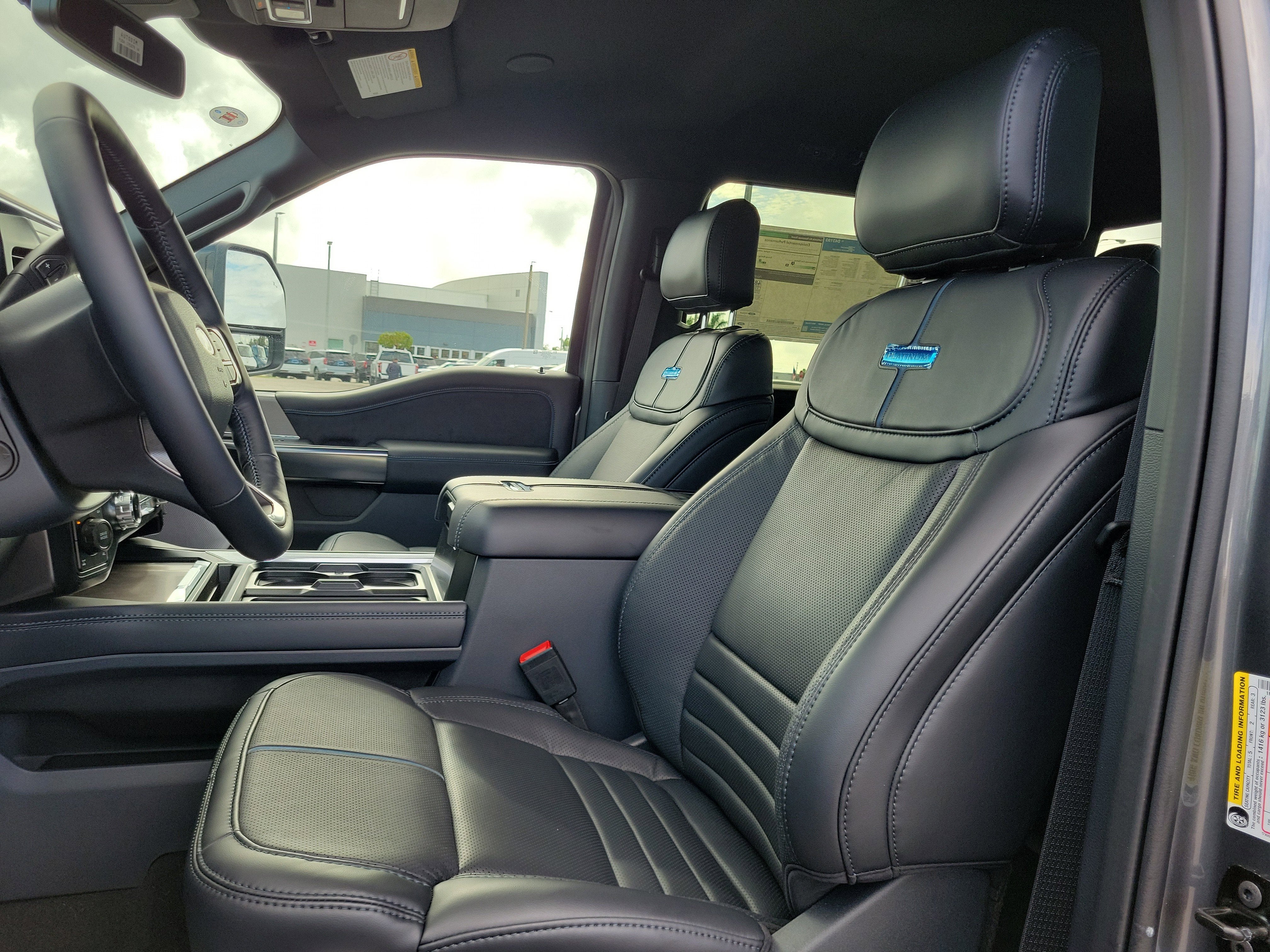 2026 Ford Super Duty F-250 SRW Platinum