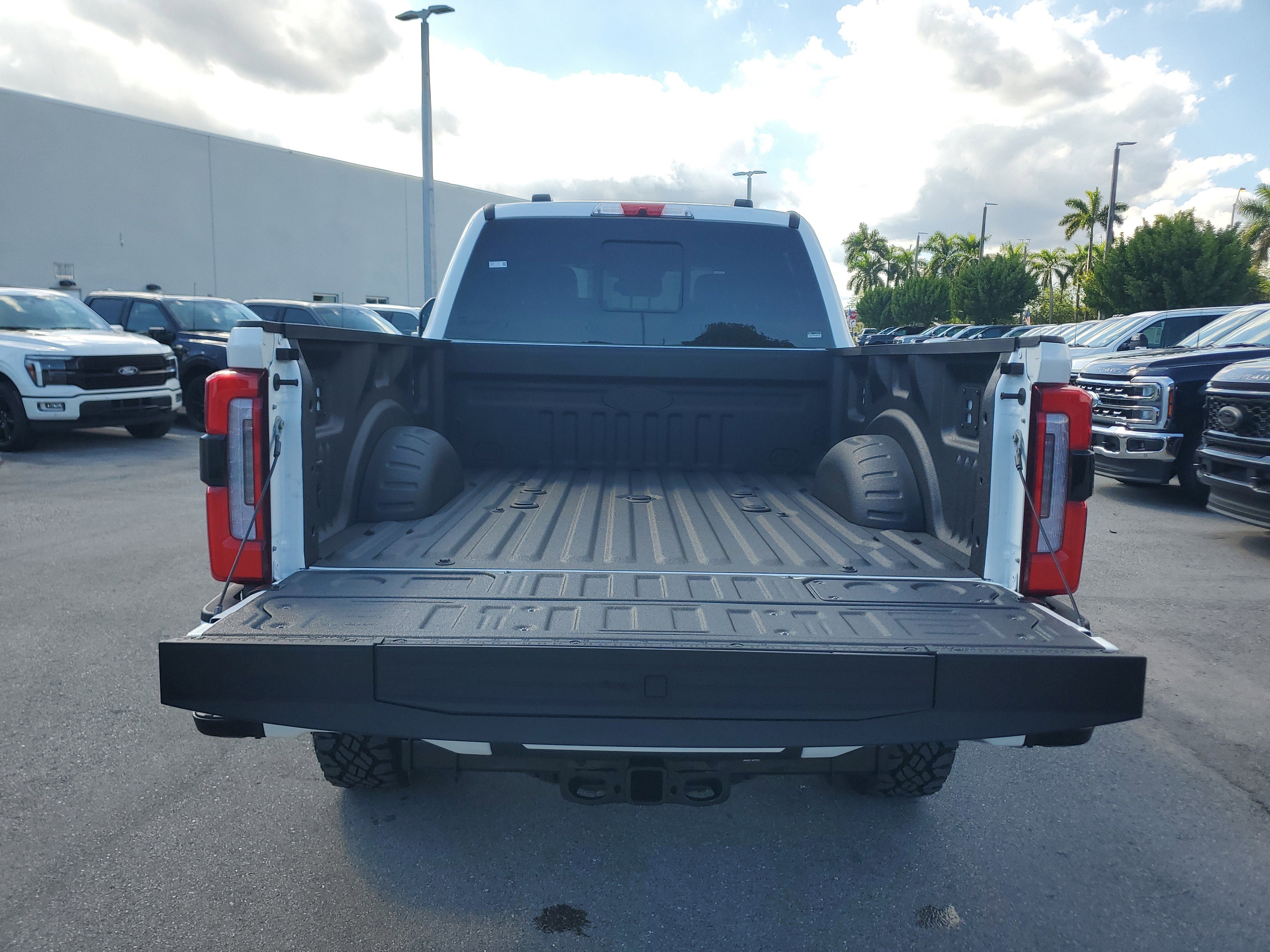 2026 Ford Super Duty F-250 SRW Platinum