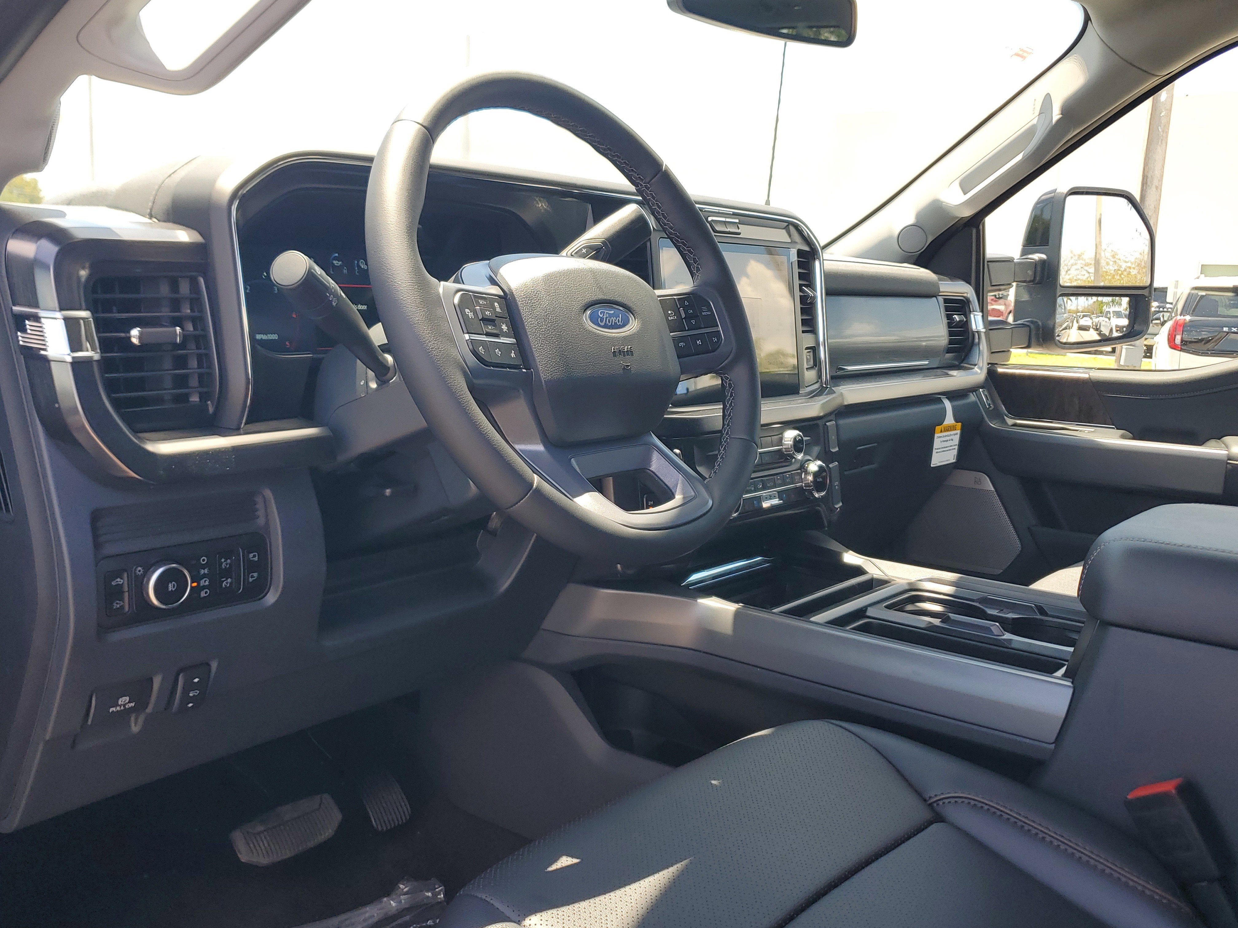 2026 Ford Super Duty F-250 SRW LARIAT