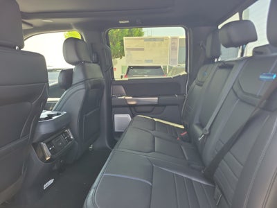 2026 Ford Super Duty F-250 SRW Platinum
