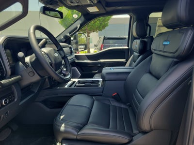 2026 Ford Super Duty F-250 SRW Platinum