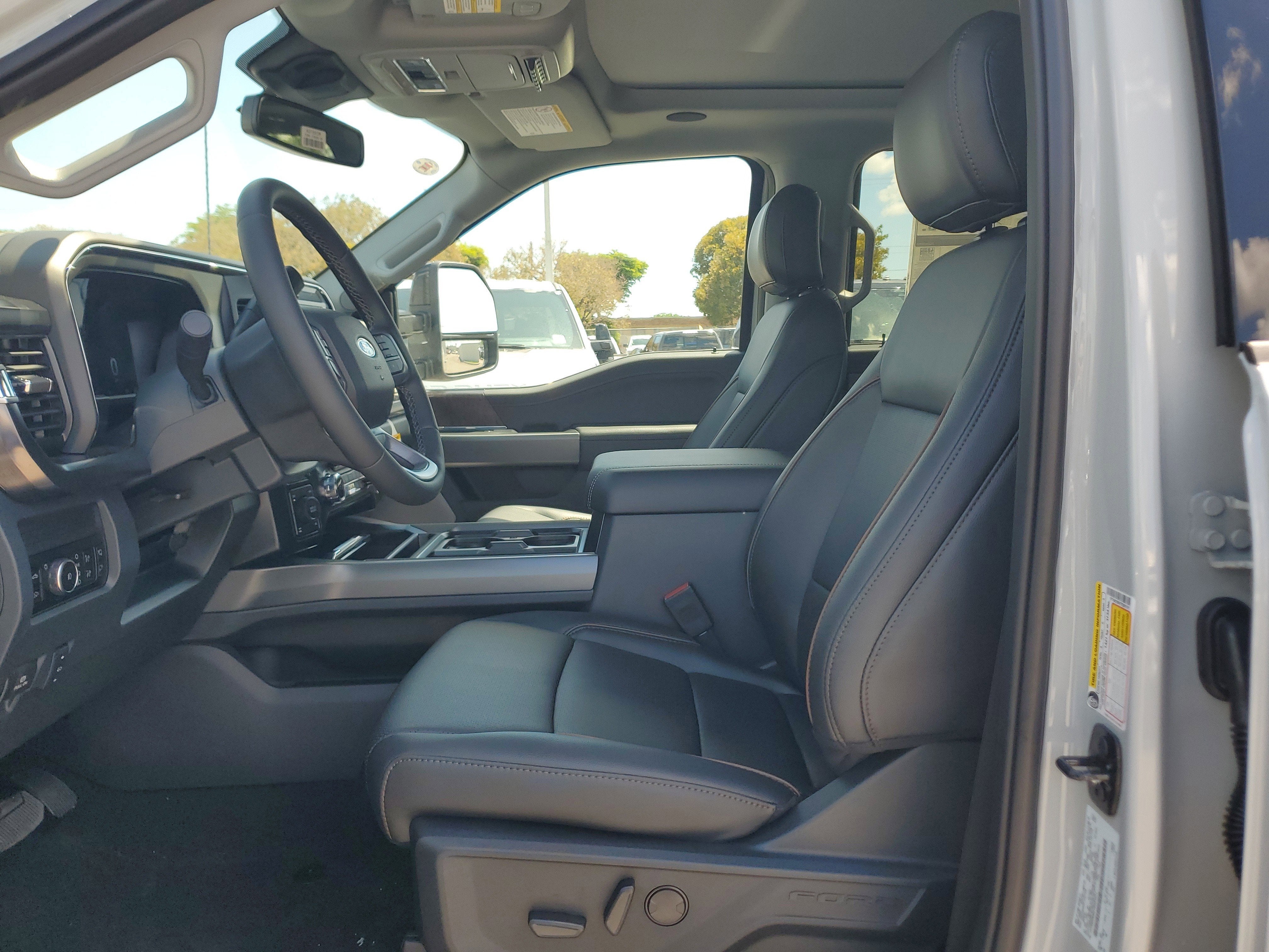 2026 Ford Super Duty F-250 SRW LARIAT