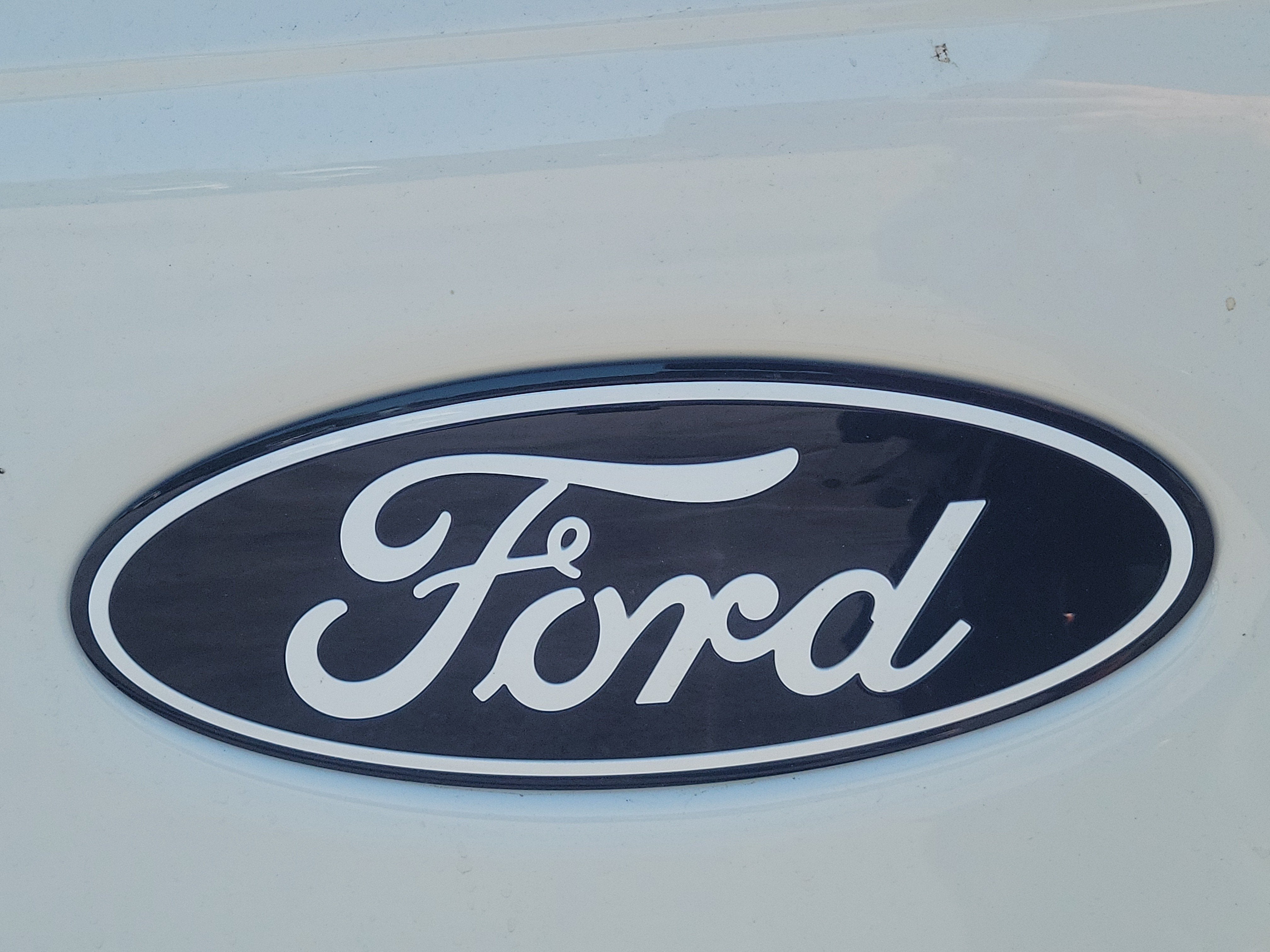 2027 Ford Super Duty F-250 SRW LARIAT