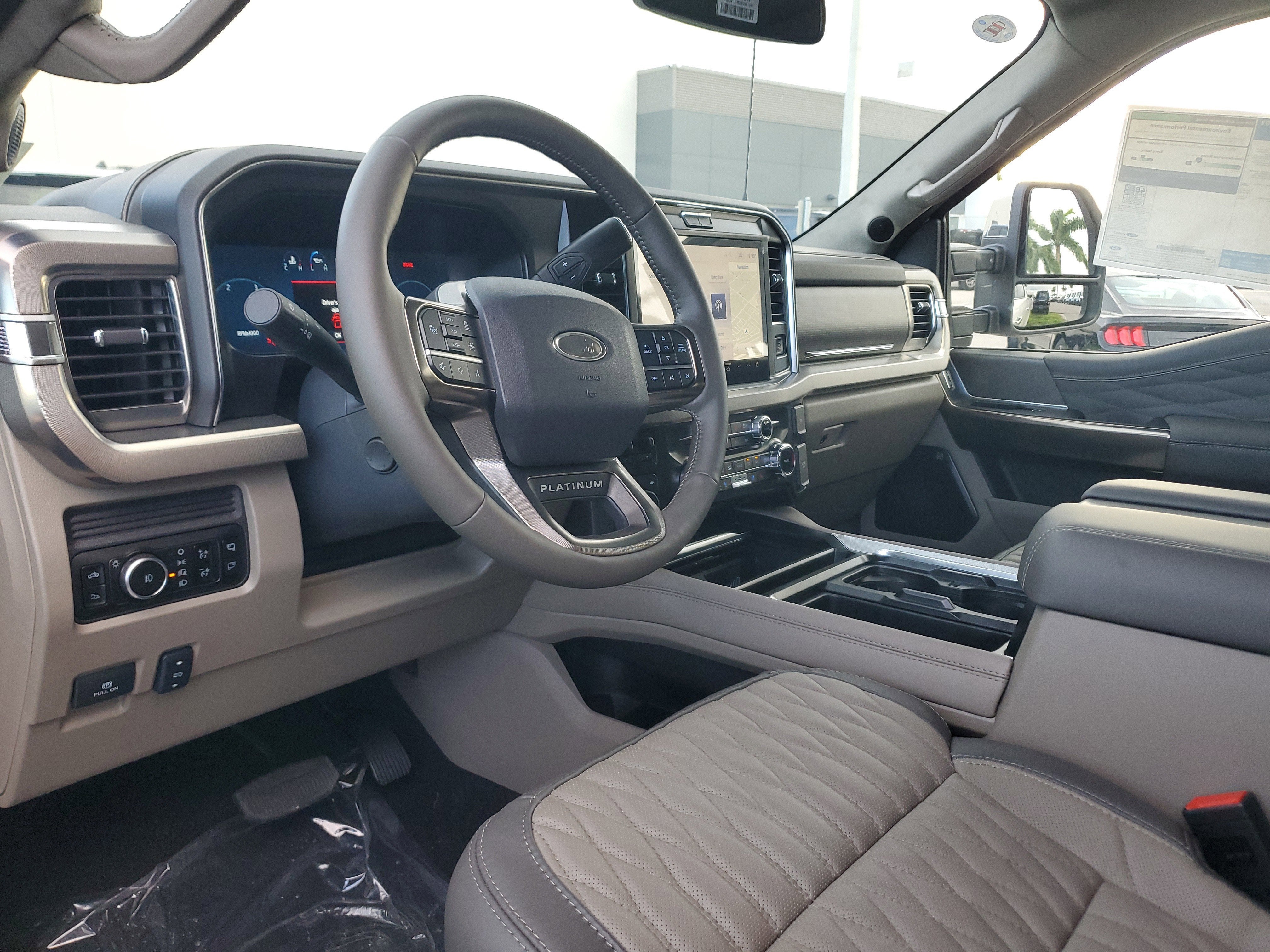 2026 Ford Super Duty F-250 SRW Platinum