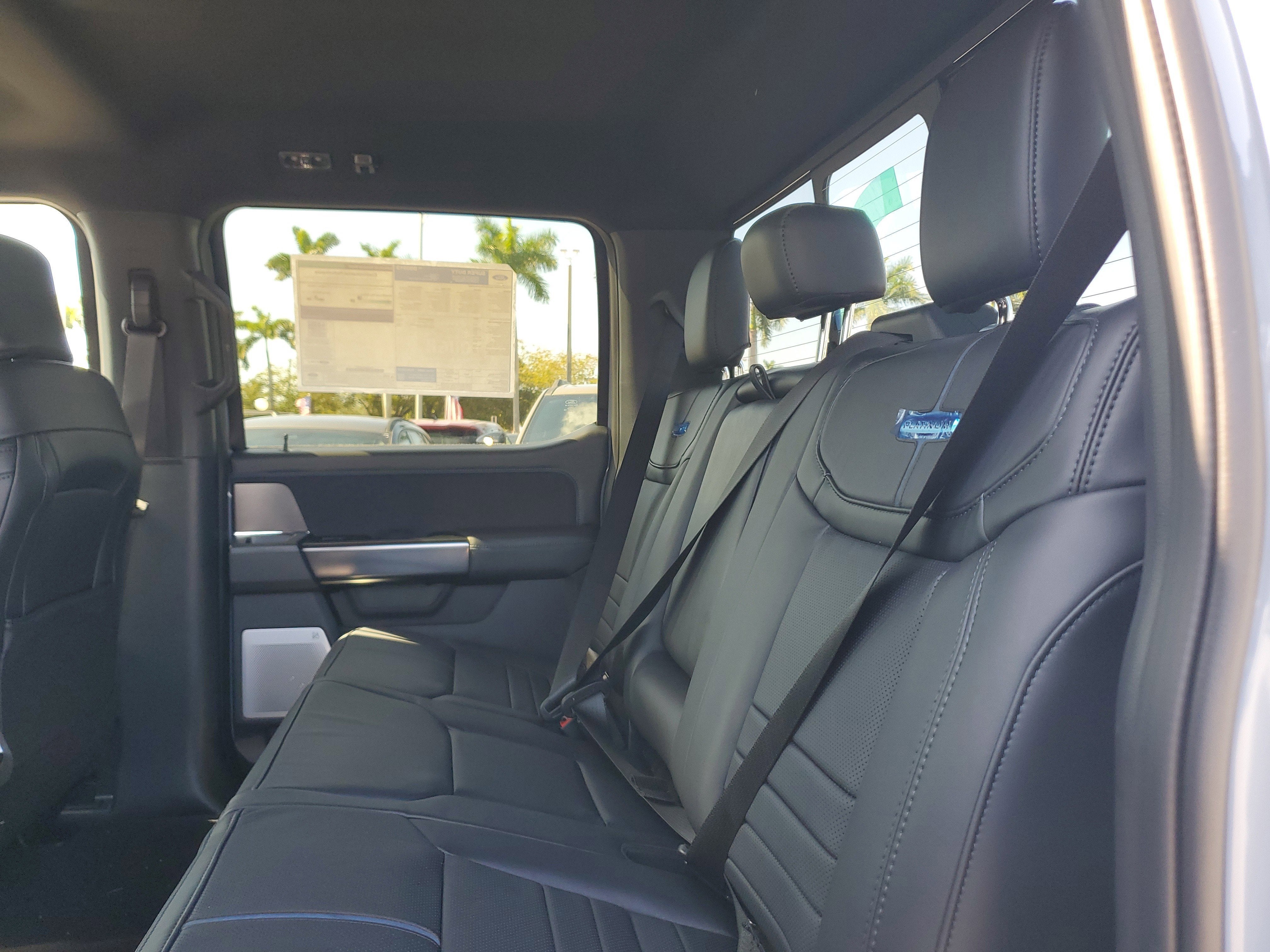 2026 Ford Super Duty F-250 SRW Platinum