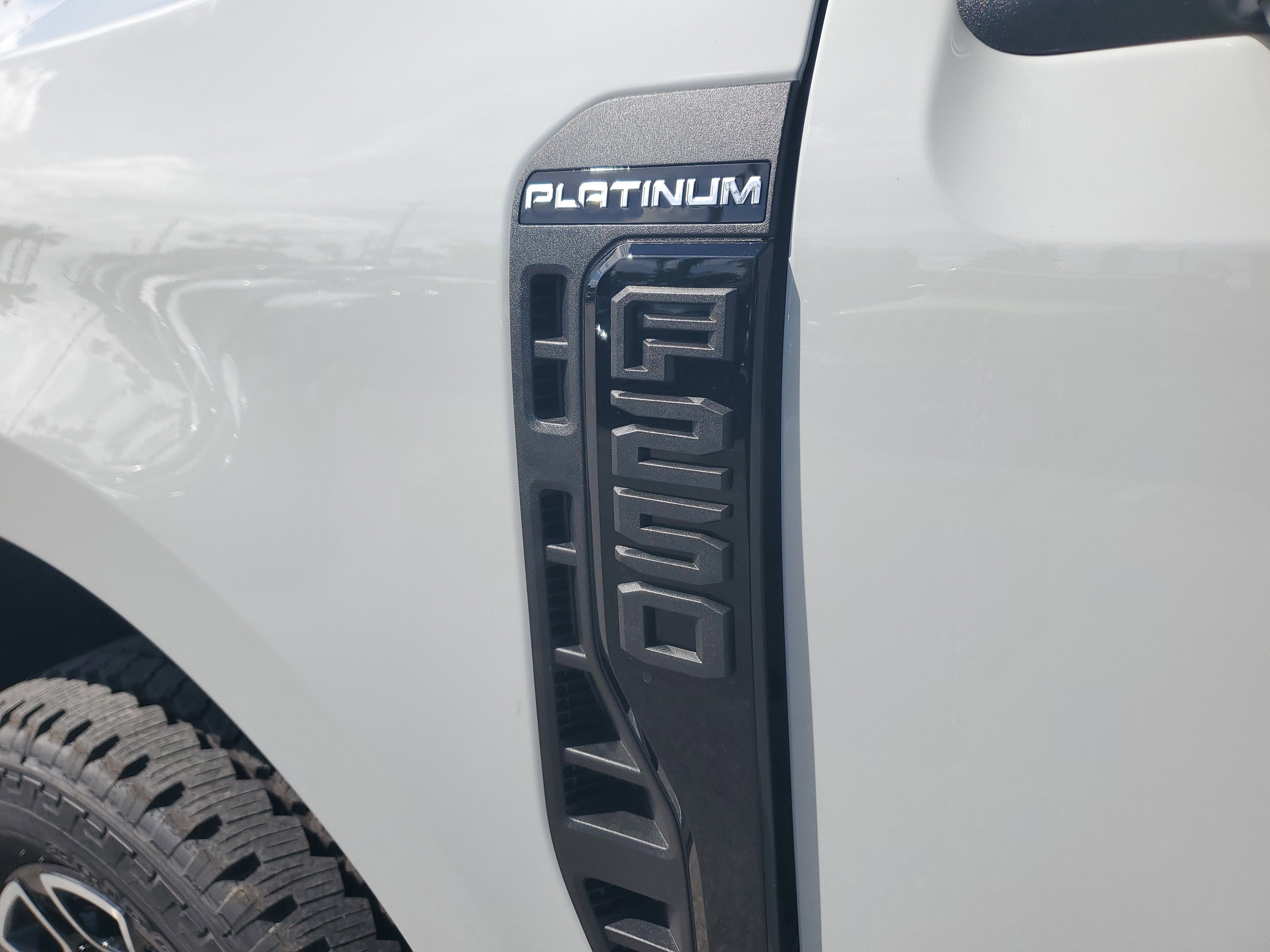 2026 Ford Super Duty F-250 SRW Platinum