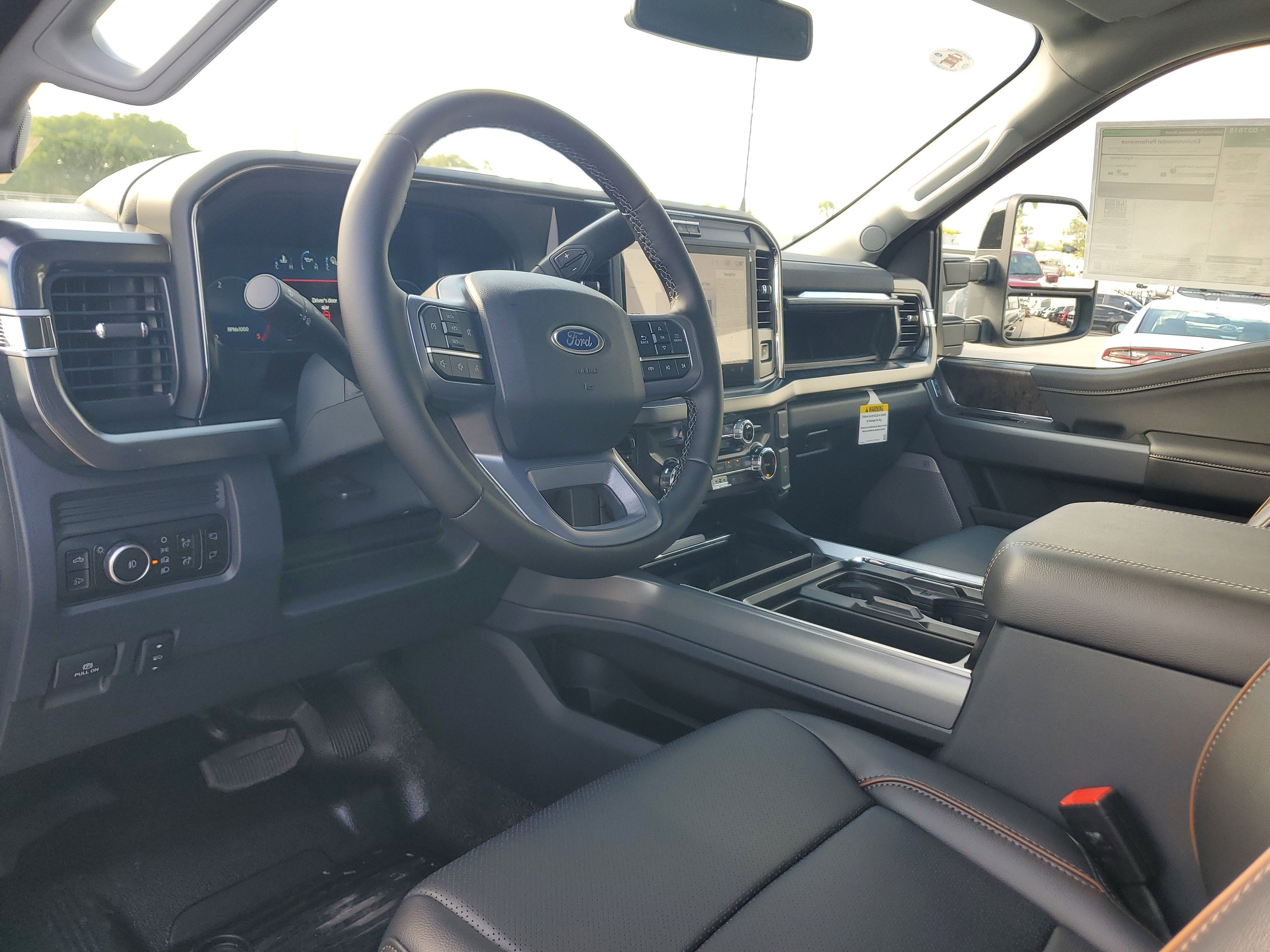 2025 Ford Super Duty F-250 SRW LARIAT