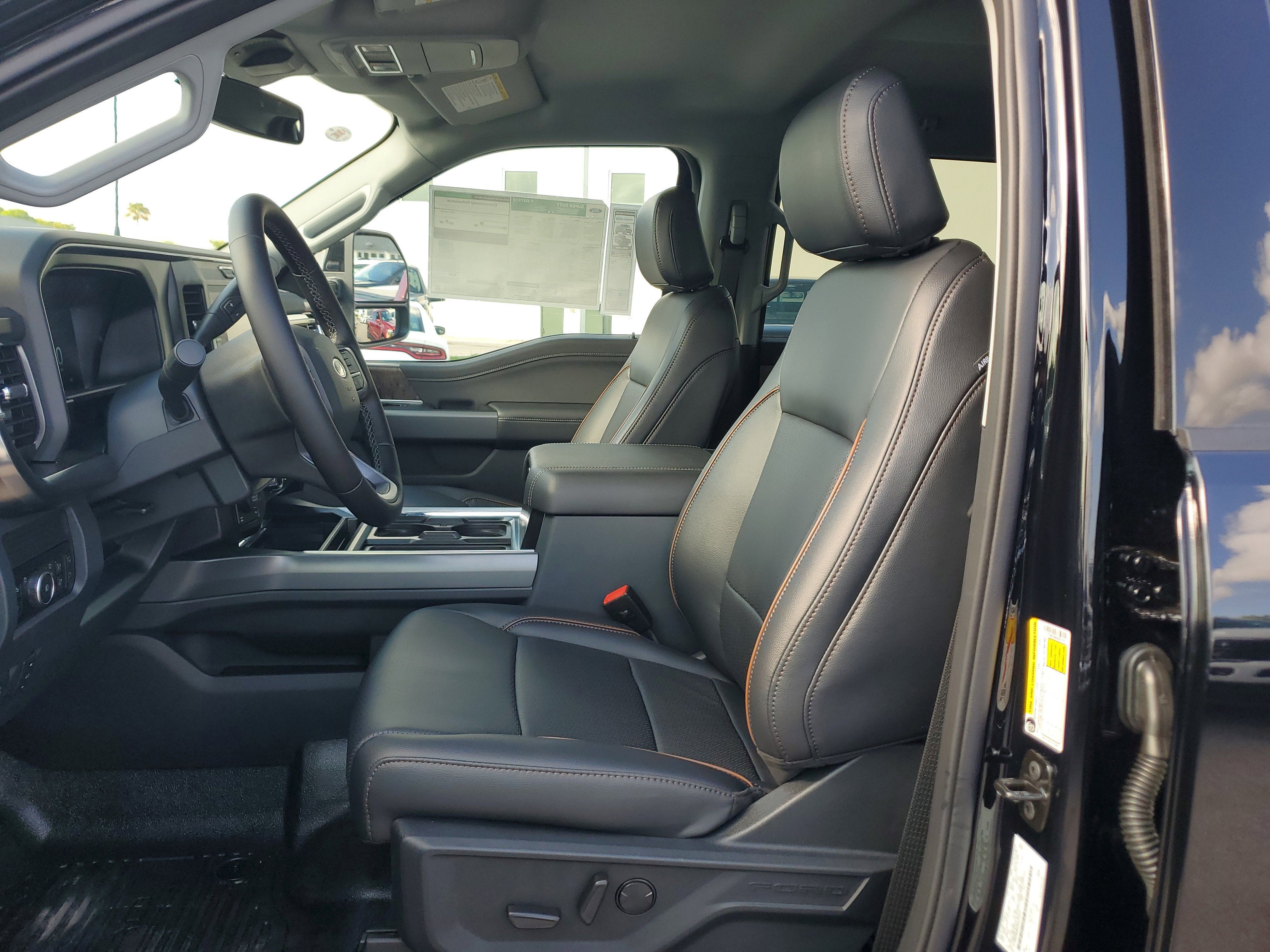 2025 Ford Super Duty F-250 SRW LARIAT