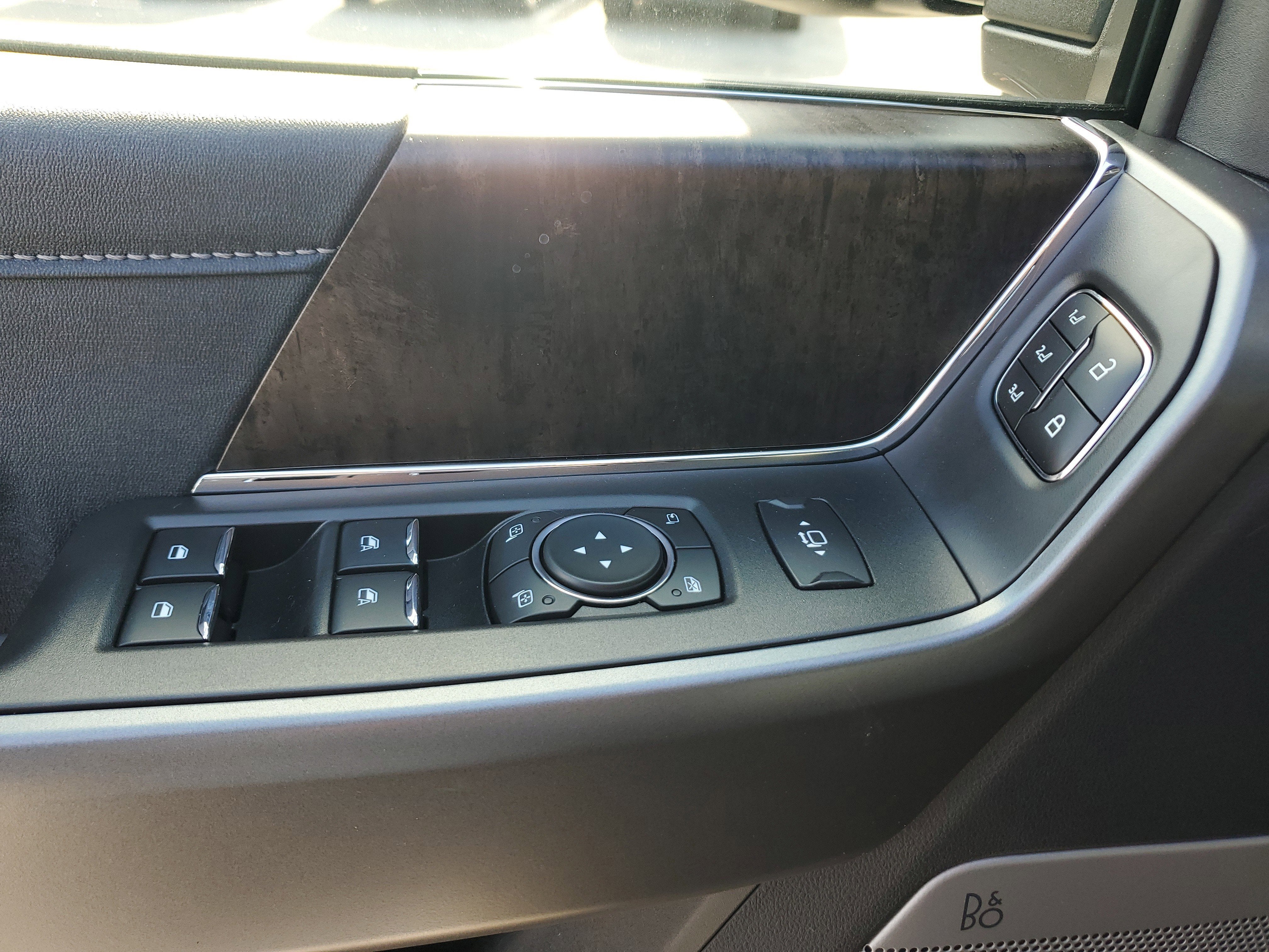 2025 Ford Super Duty F-250 SRW LARIAT