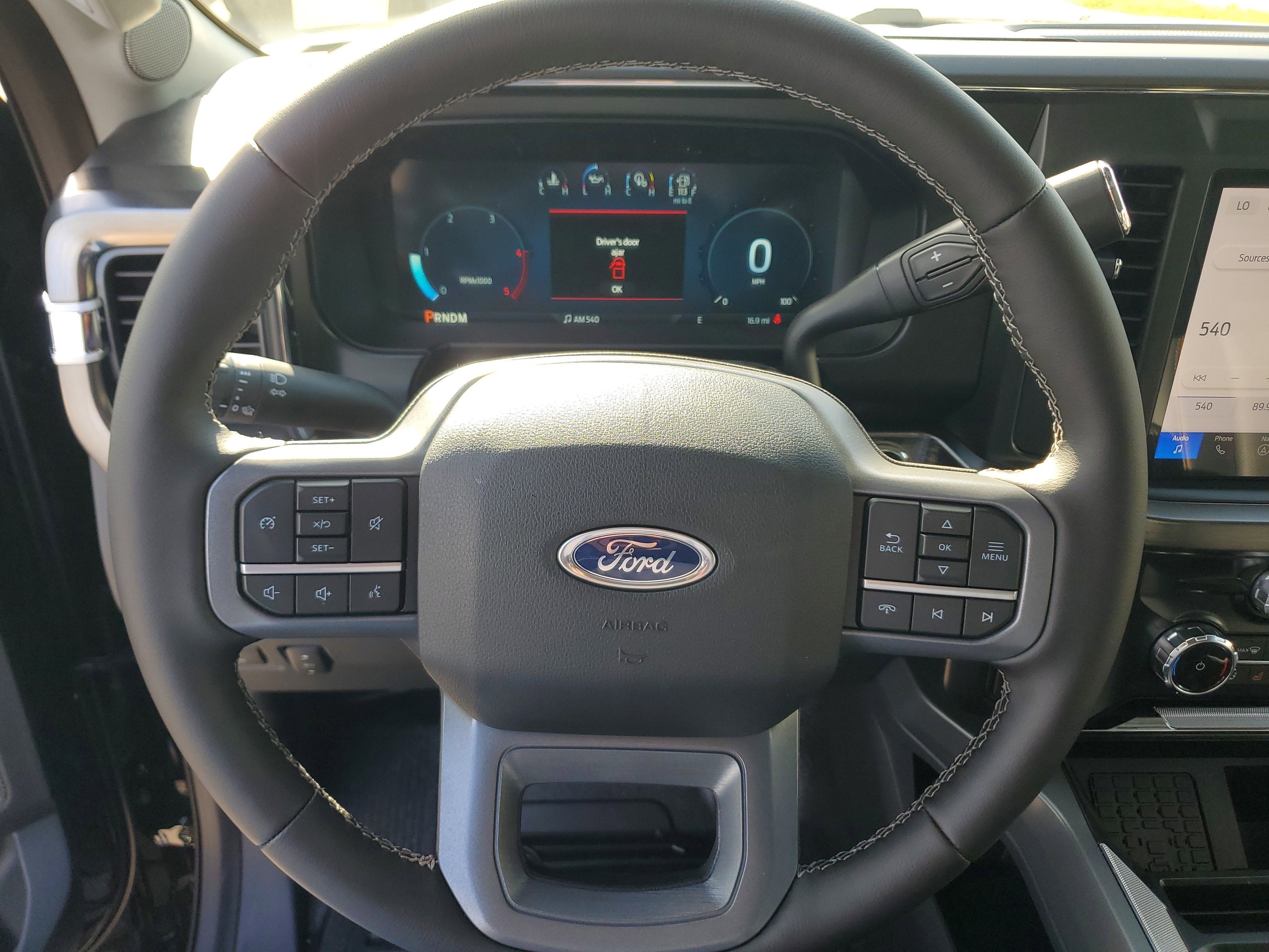 2025 Ford Super Duty F-250 SRW LARIAT