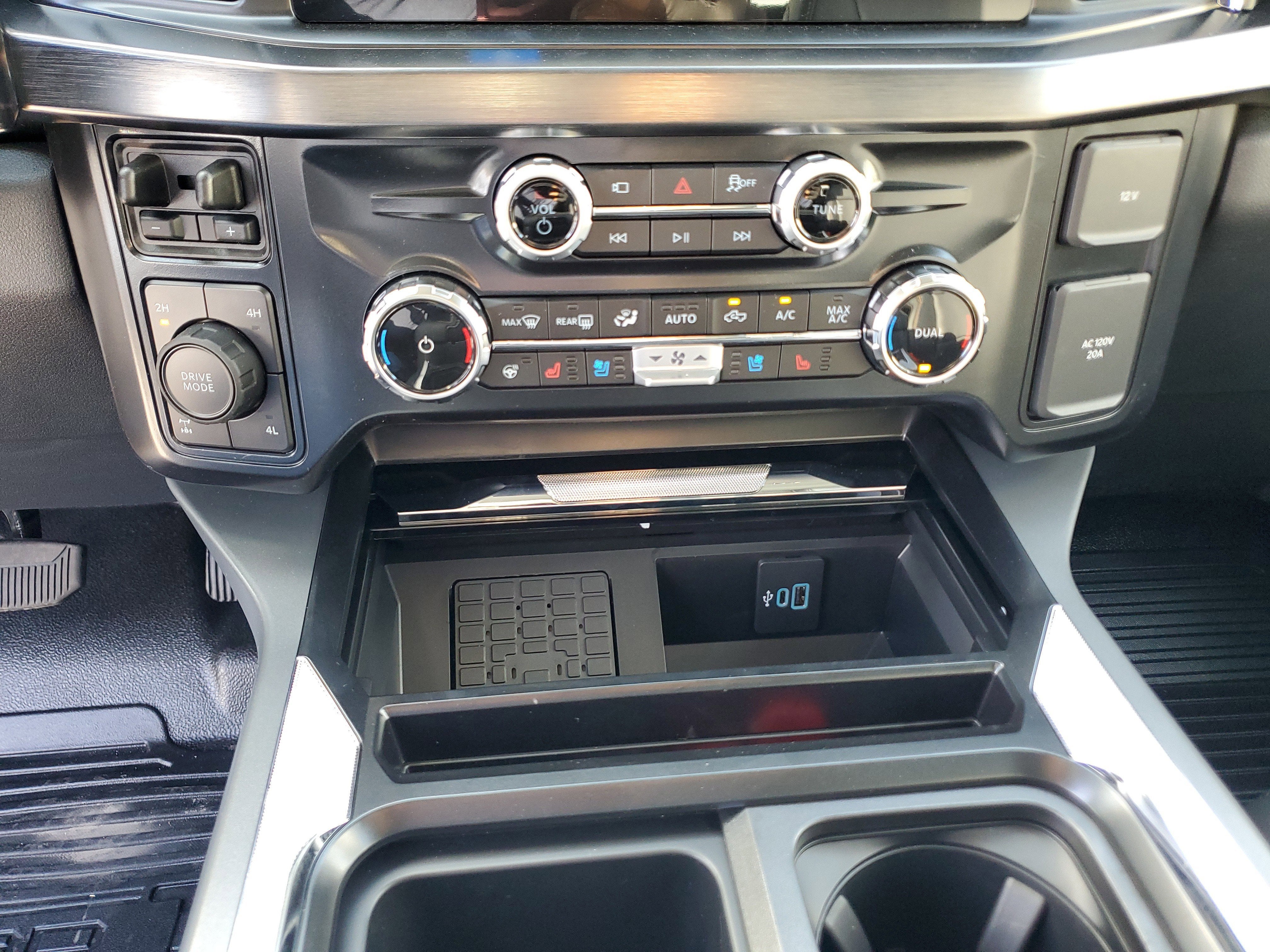 2025 Ford Super Duty F-250 SRW LARIAT