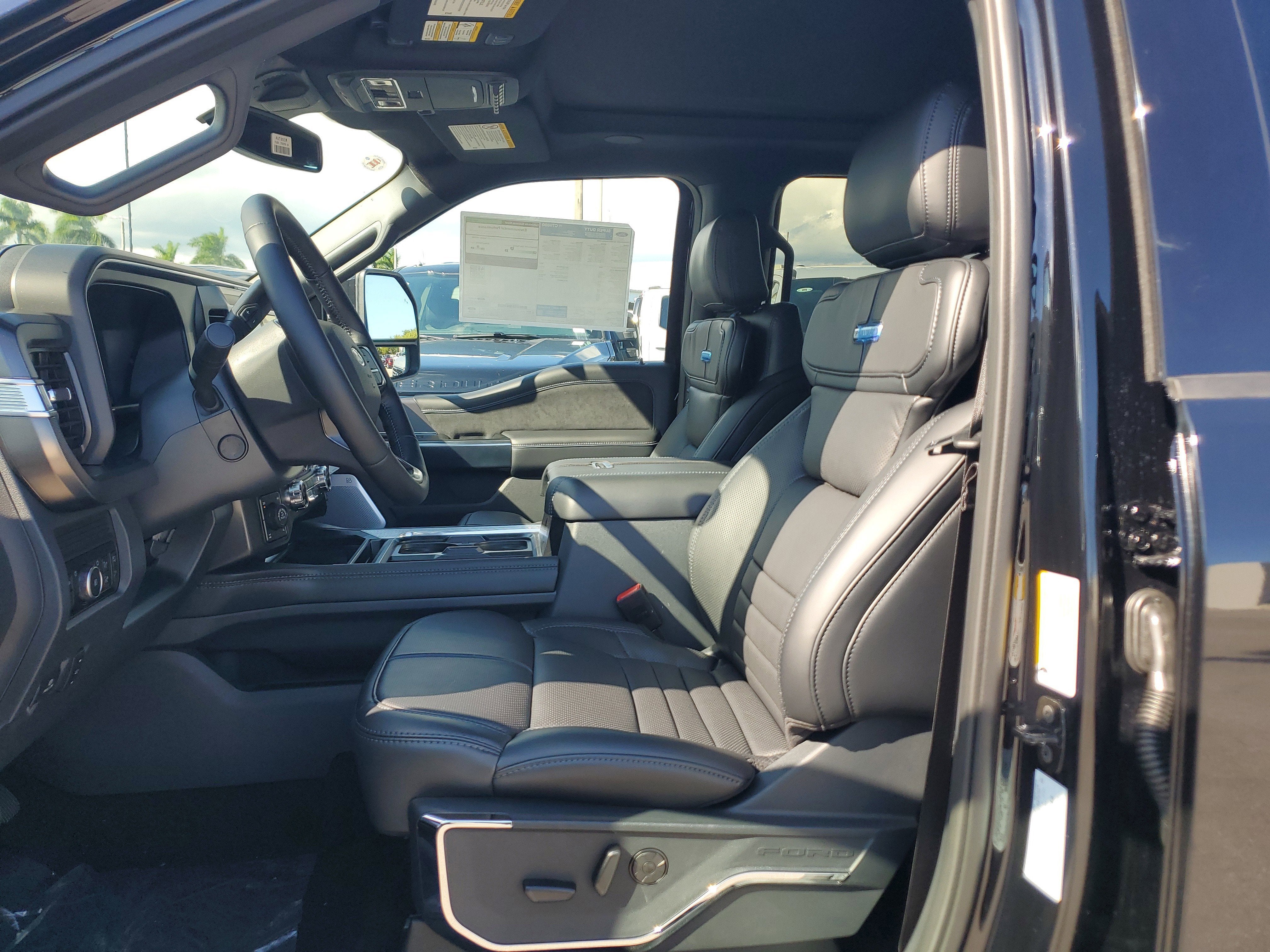 2026 Ford Super Duty F-250 SRW Platinum