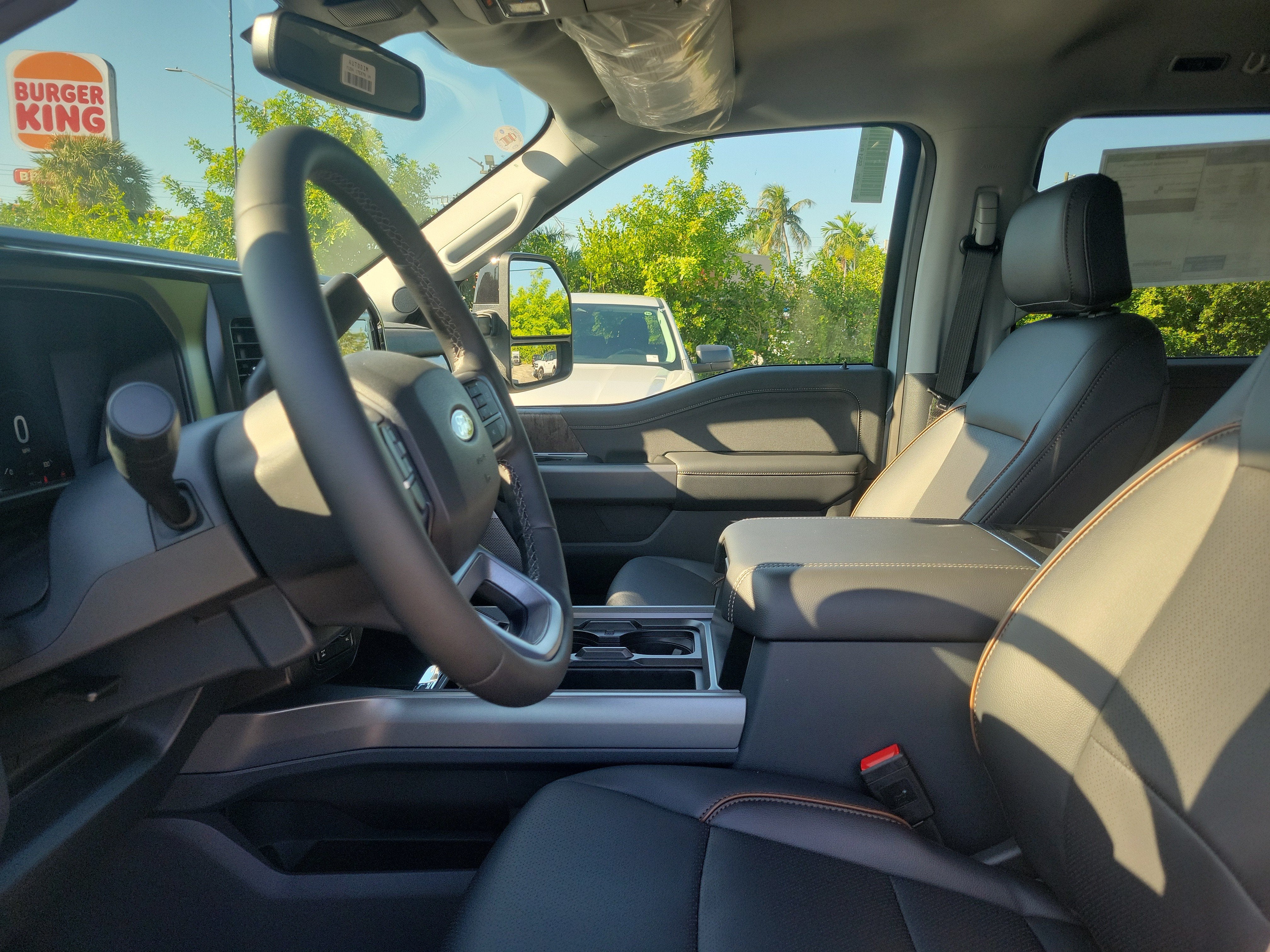 2027 Ford Super Duty F-250 SRW LARIAT