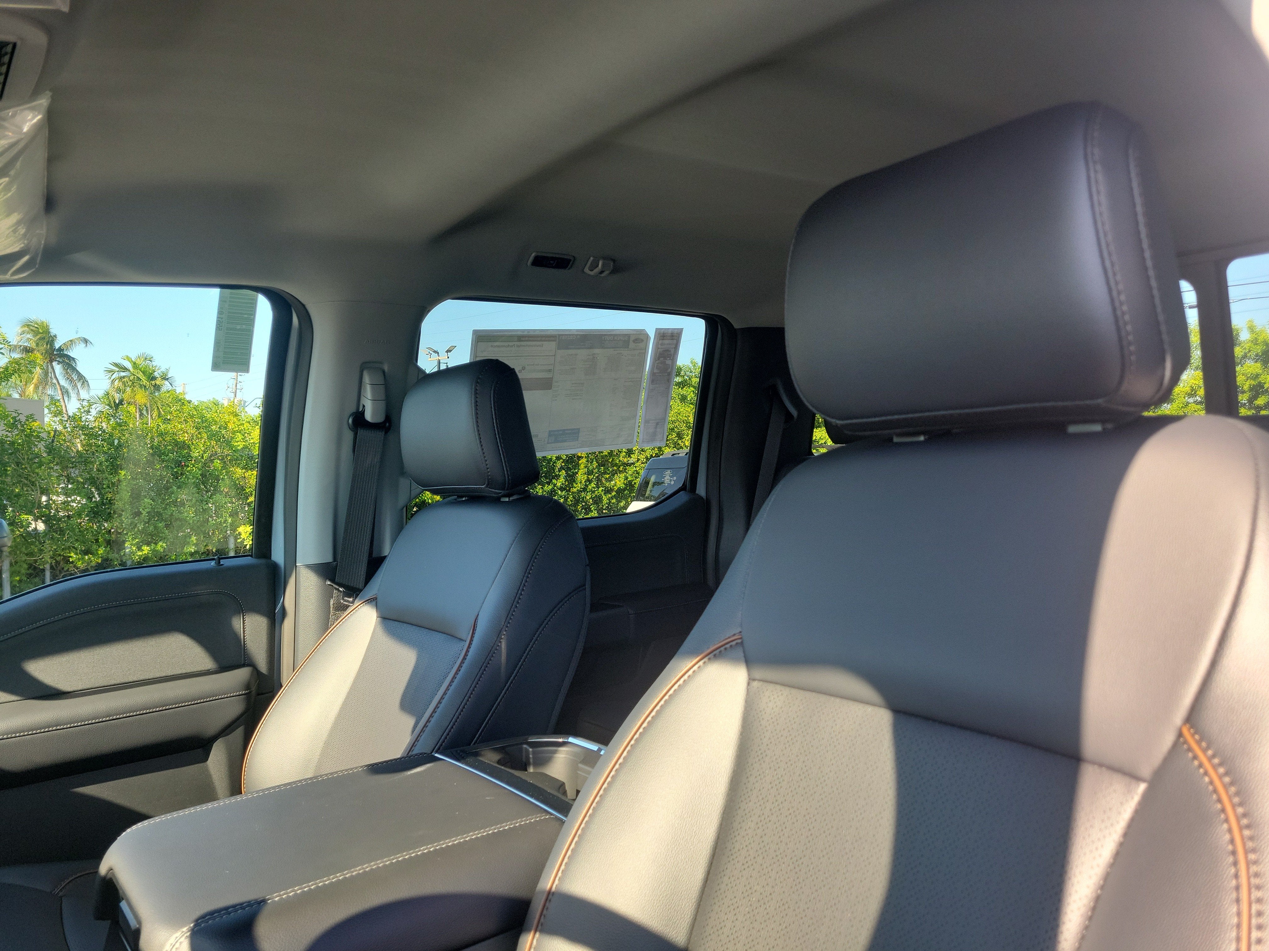 2027 Ford Super Duty F-250 SRW LARIAT