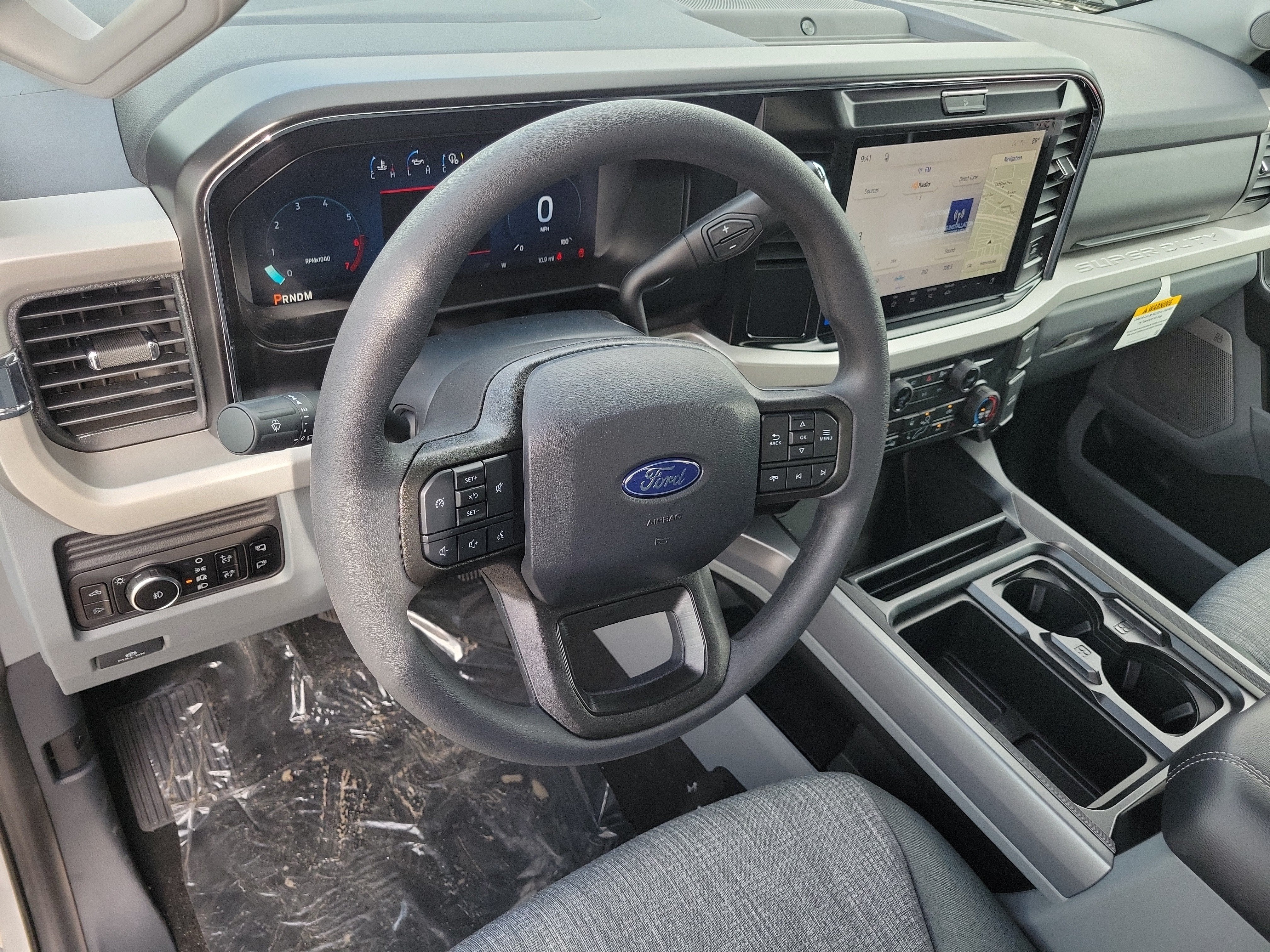 2027 Ford Super Duty F-250 SRW XLT