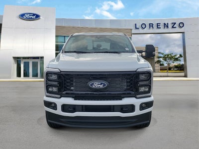 2027 Ford Super Duty F-250 SRW XLT