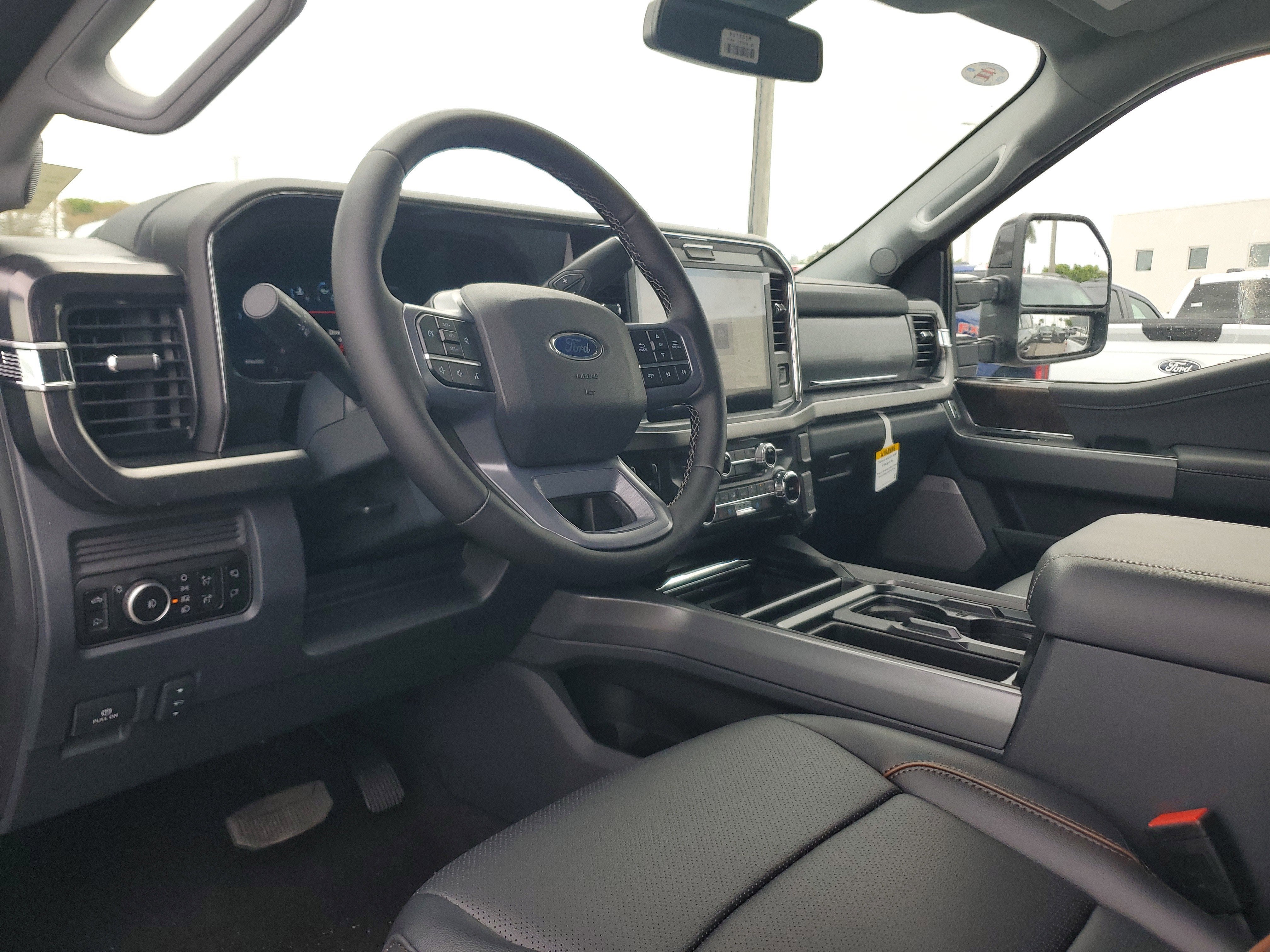 2026 Ford Super Duty F-250 SRW LARIAT