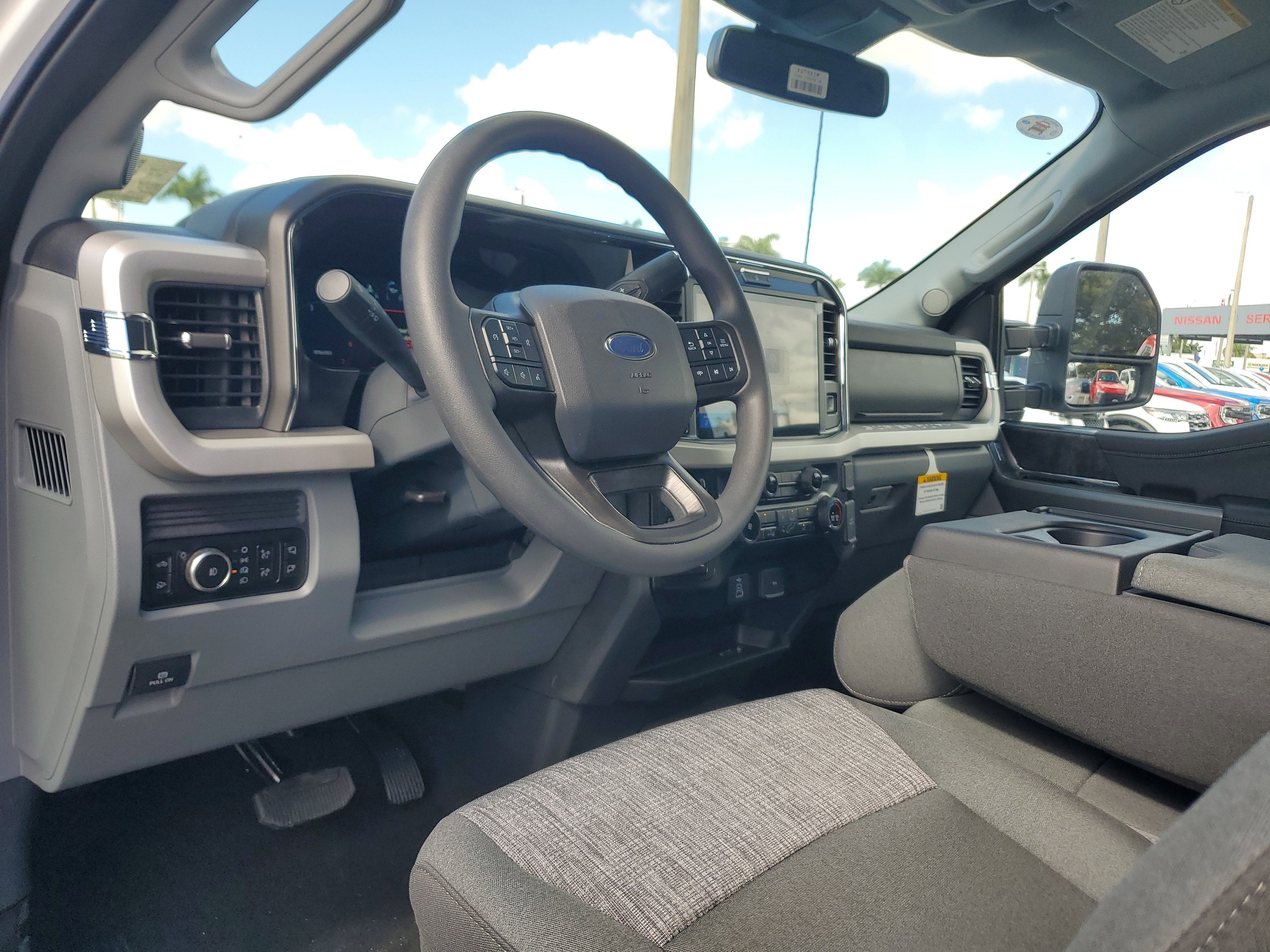 2026 Ford Super Duty F-250 SRW XLT