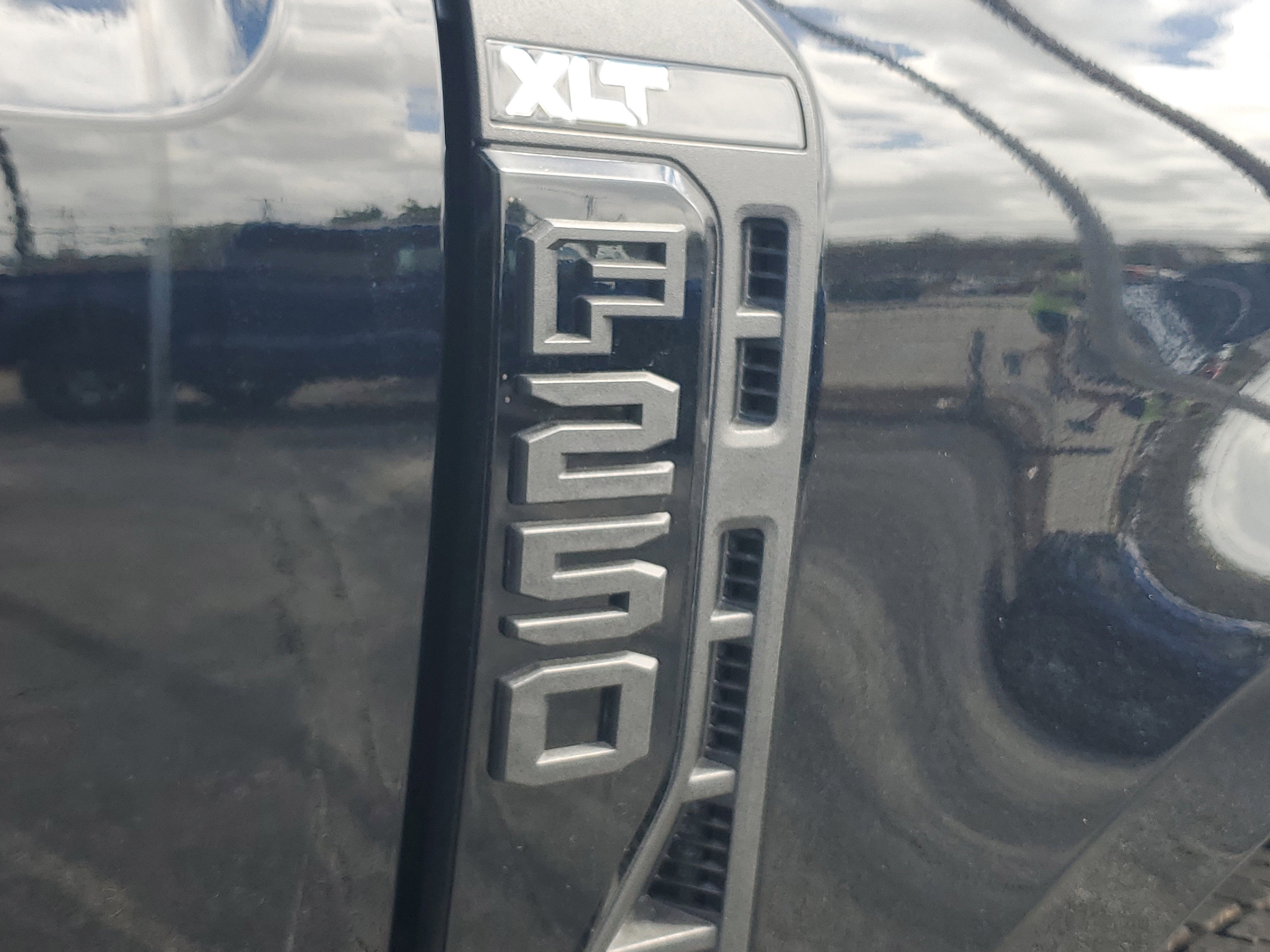 2026 Ford Super Duty F-250 SRW XLT