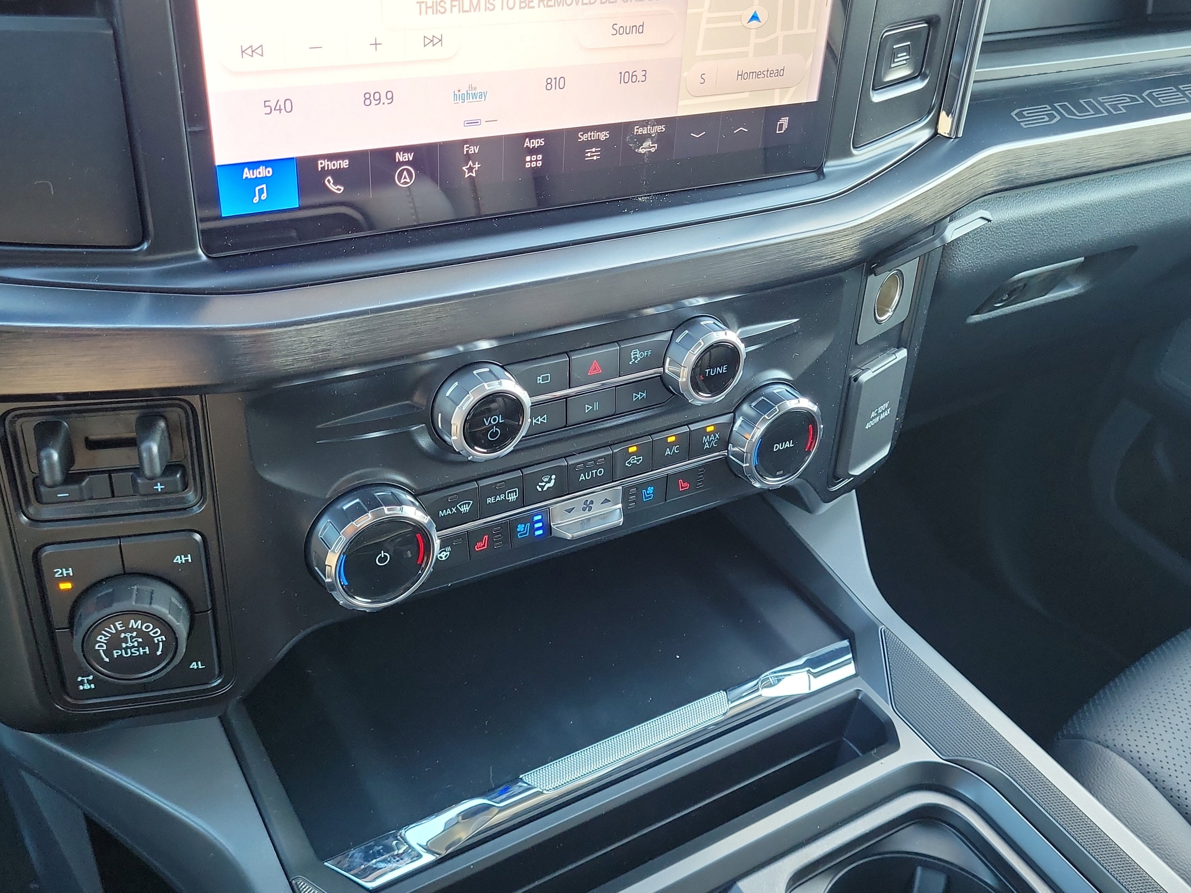 2026 Ford Super Duty F-250 SRW LARIAT