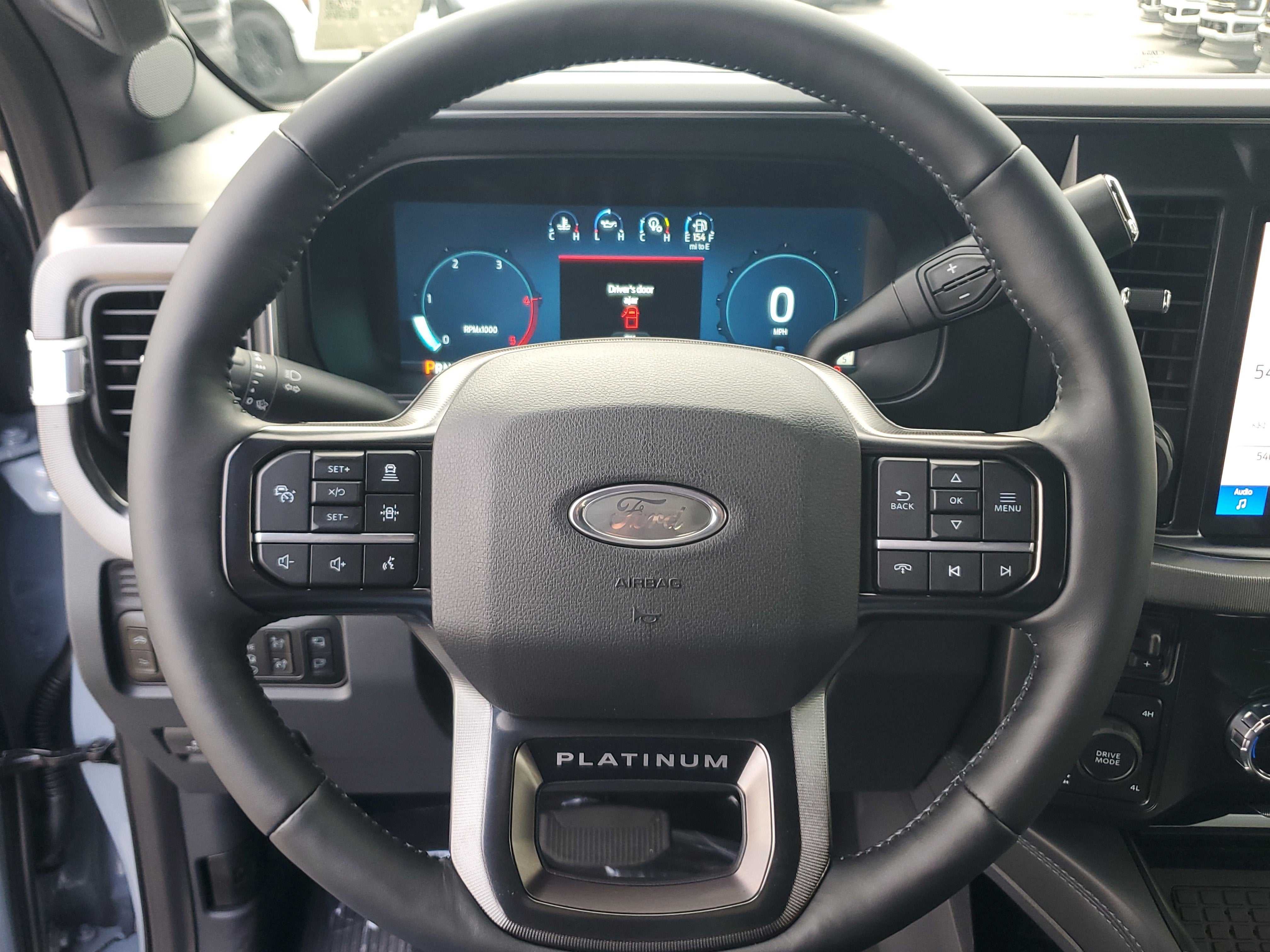 2026 Ford Super Duty F-350 SRW Platinum