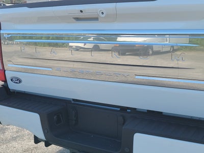 2027 Ford Super Duty F-350 SRW Platinum