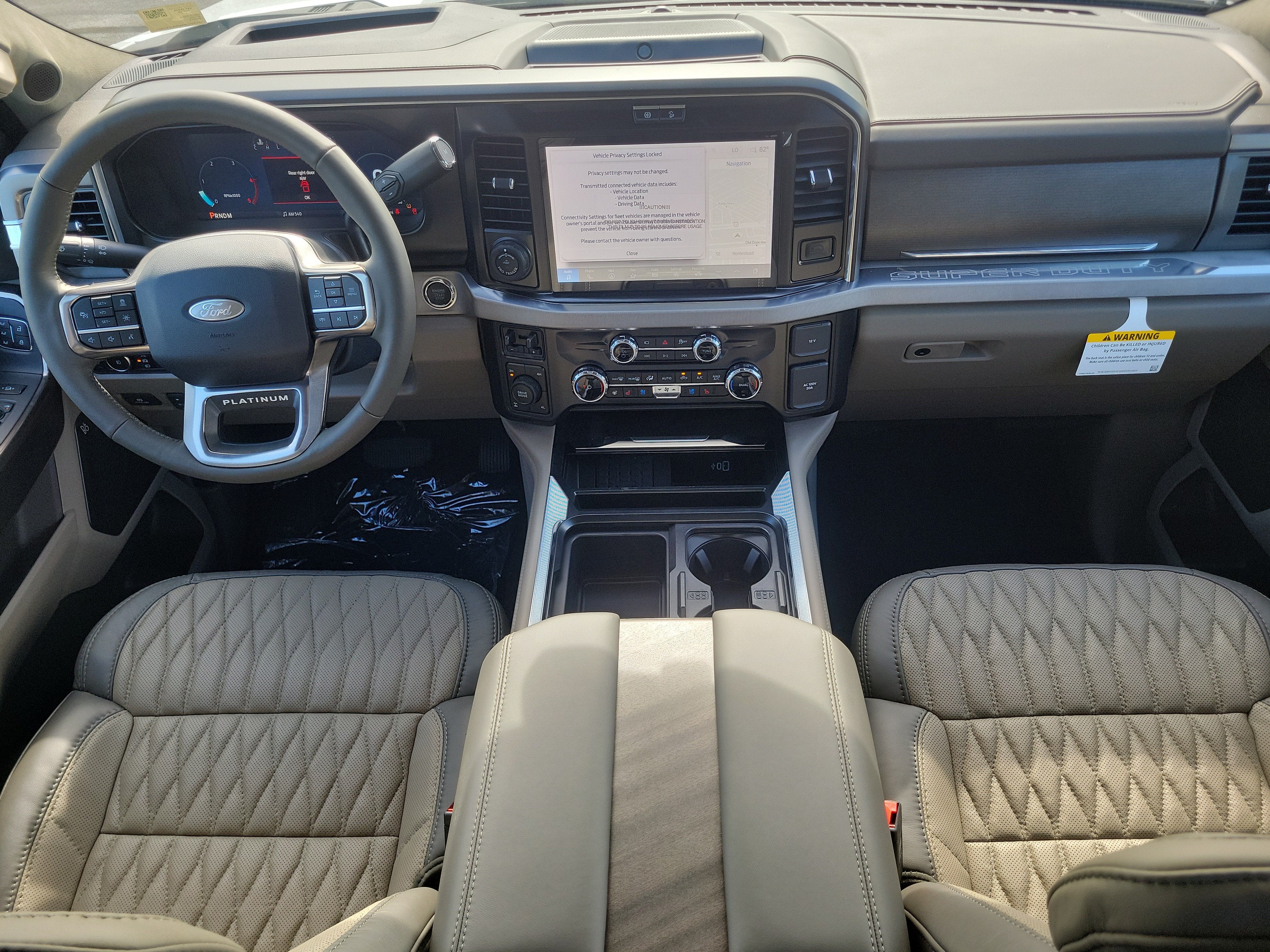 2027 Ford Super Duty F-350 SRW Platinum