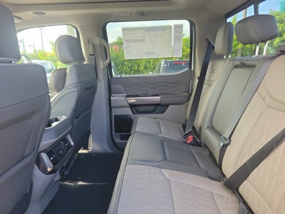 2027 Ford Super Duty F-350 SRW Platinum