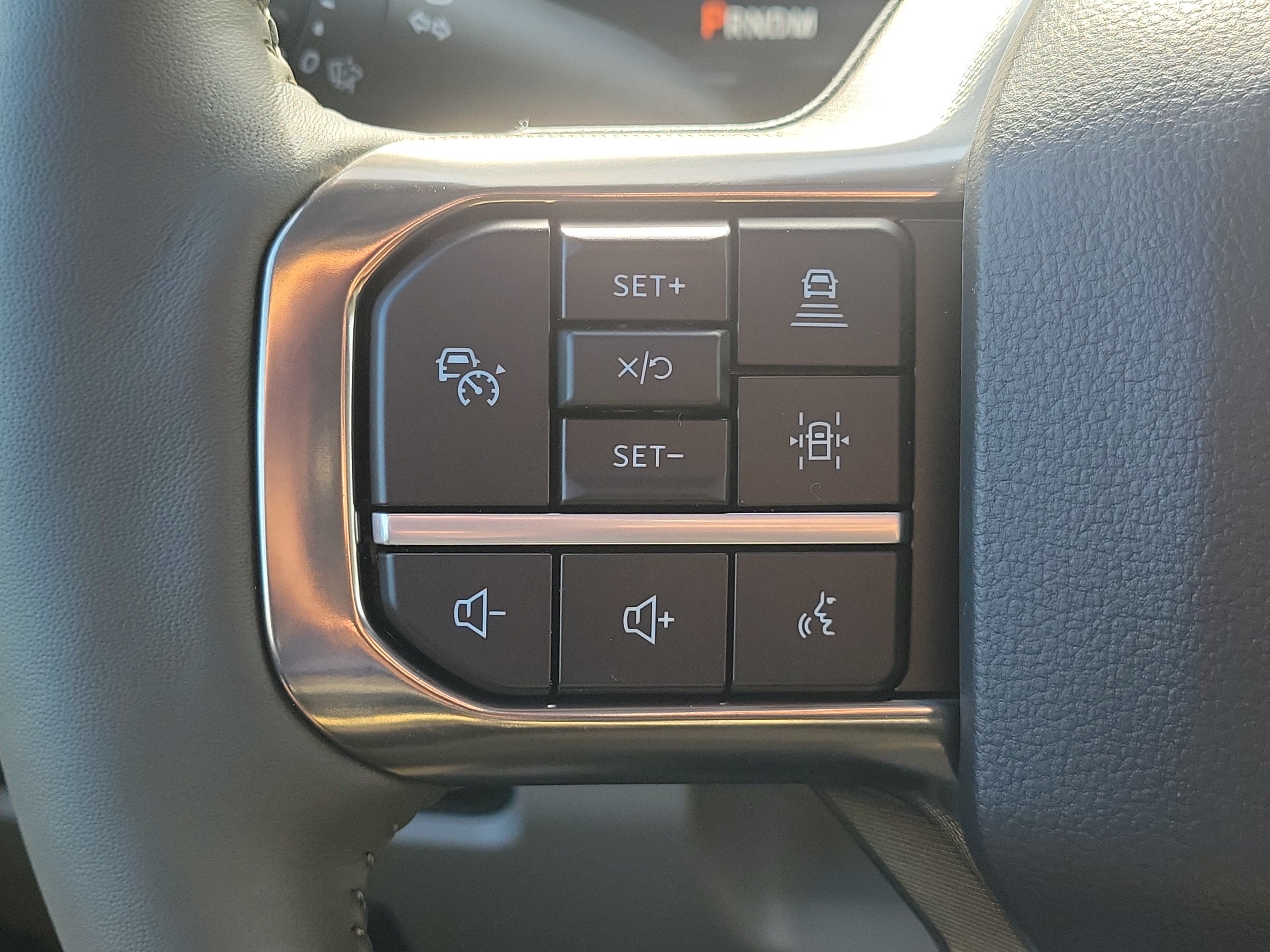 2027 Ford Super Duty F-350 SRW Platinum