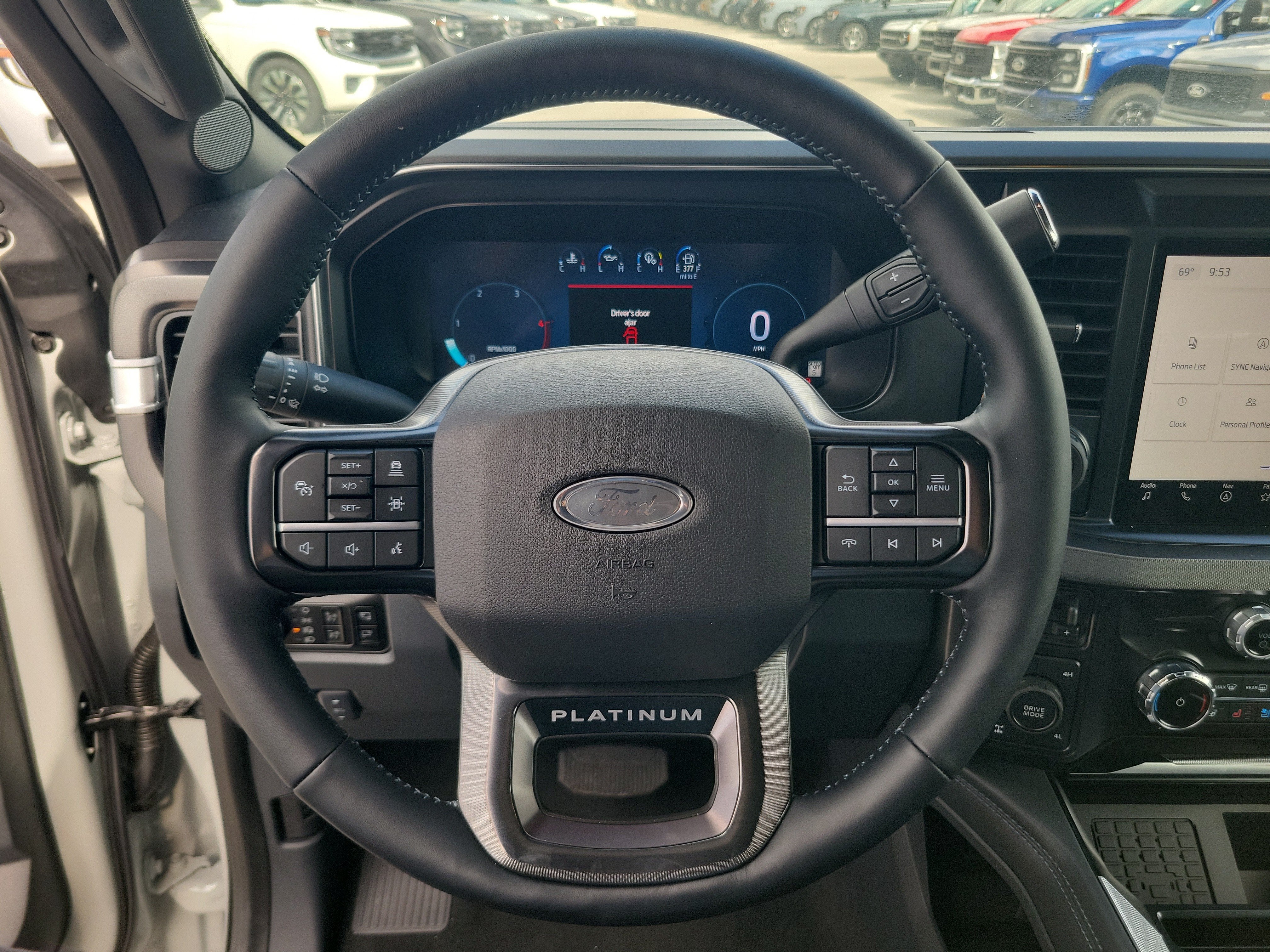 2026 Ford Super Duty F-350 SRW Platinum