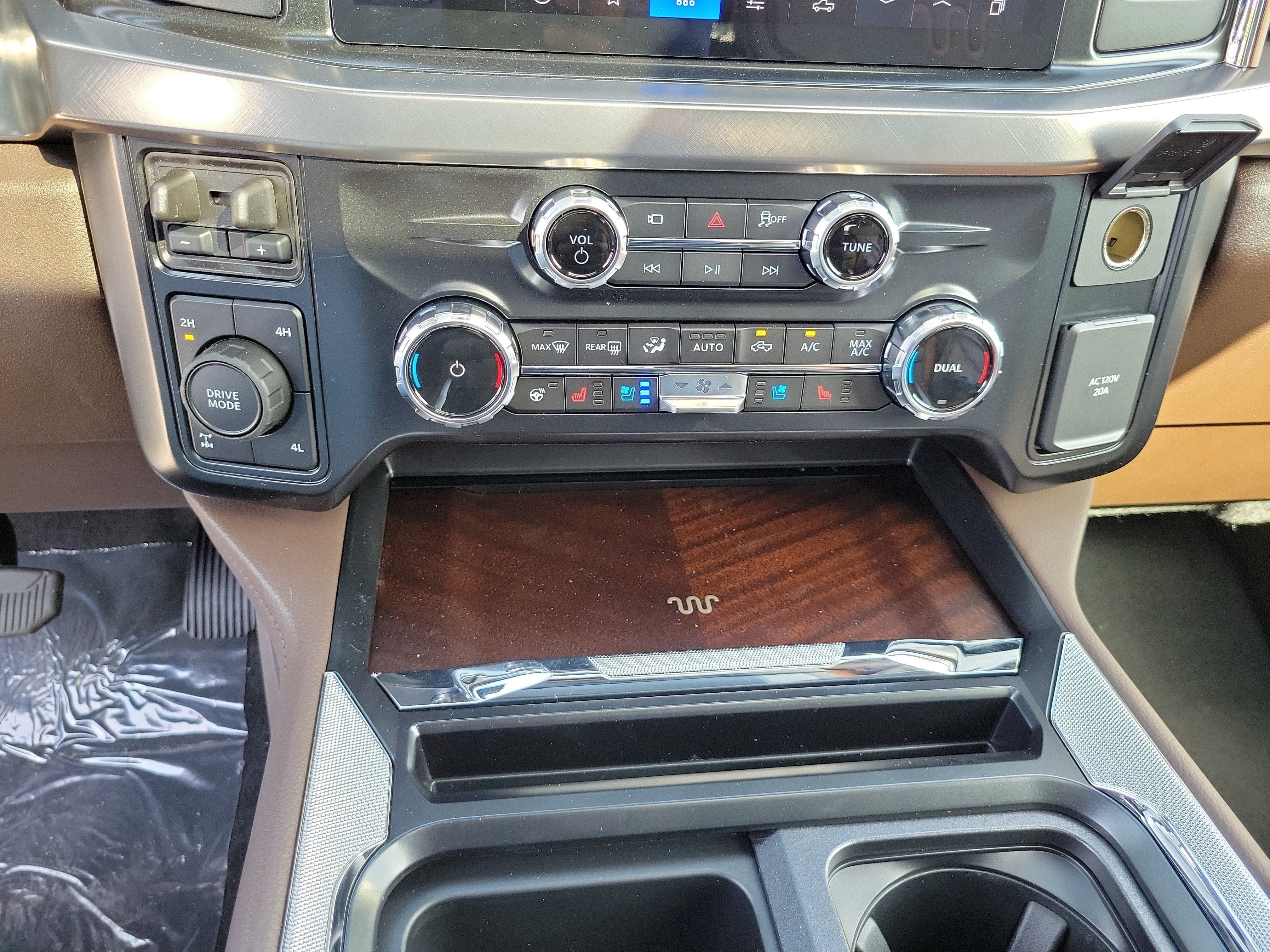 2026 Ford Super Duty F-350 SRW King Ranch
