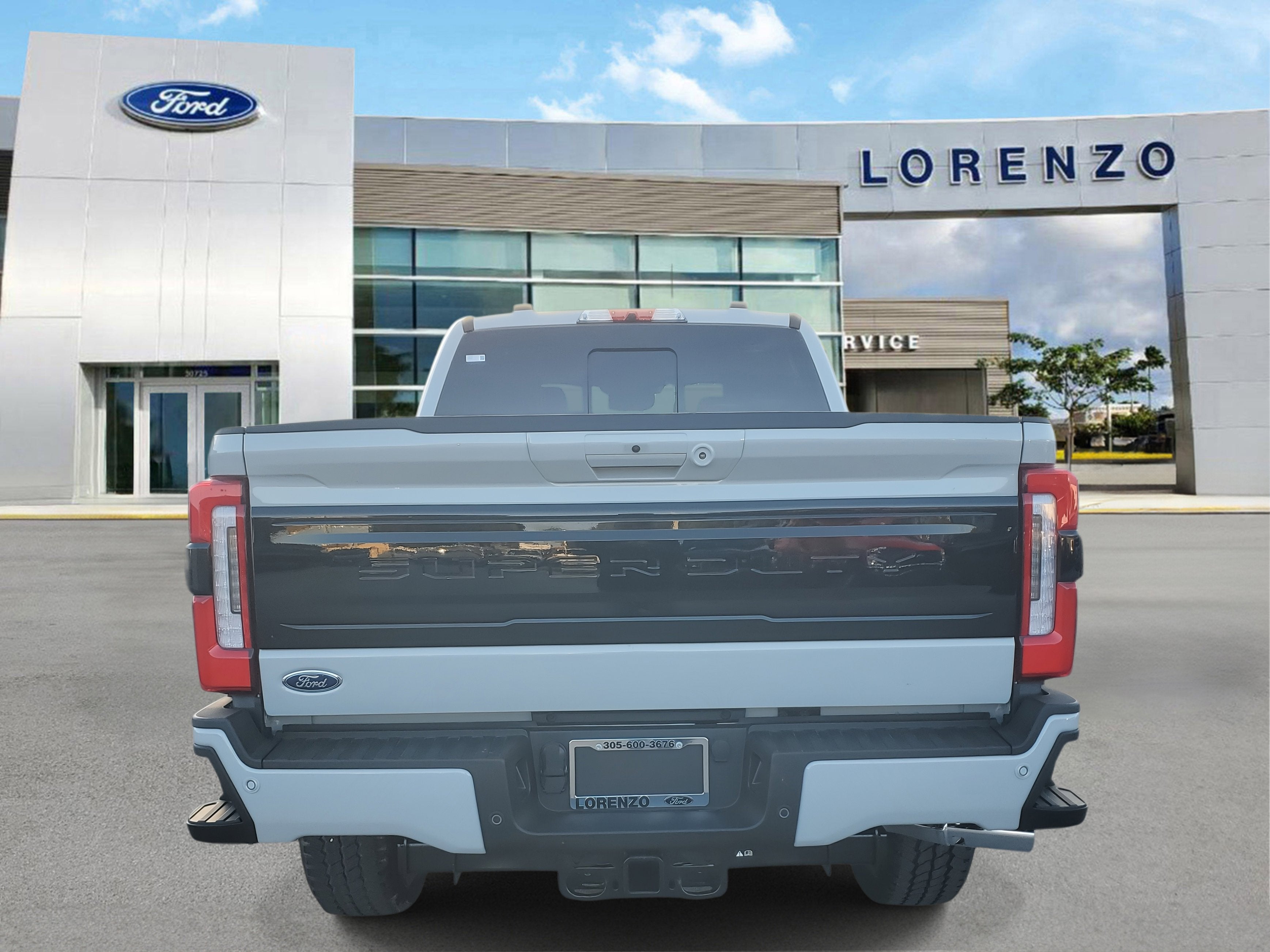 2026 Ford Super Duty F-350 SRW Platinum