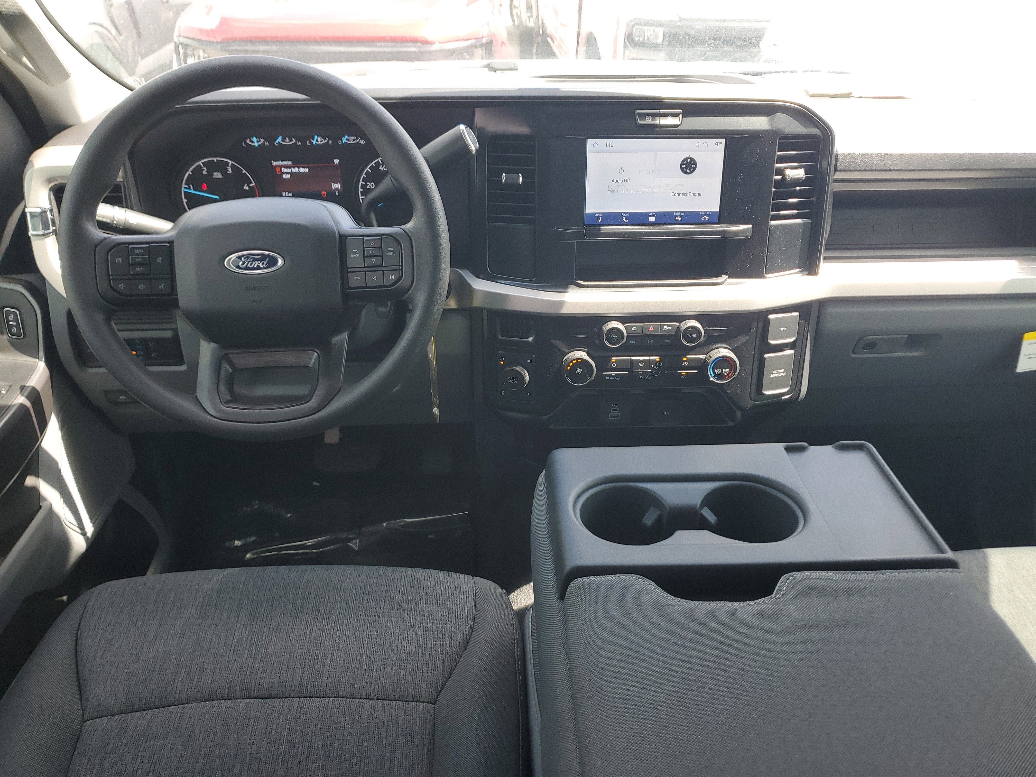 2025 Ford Super Duty F-350 SRW XL