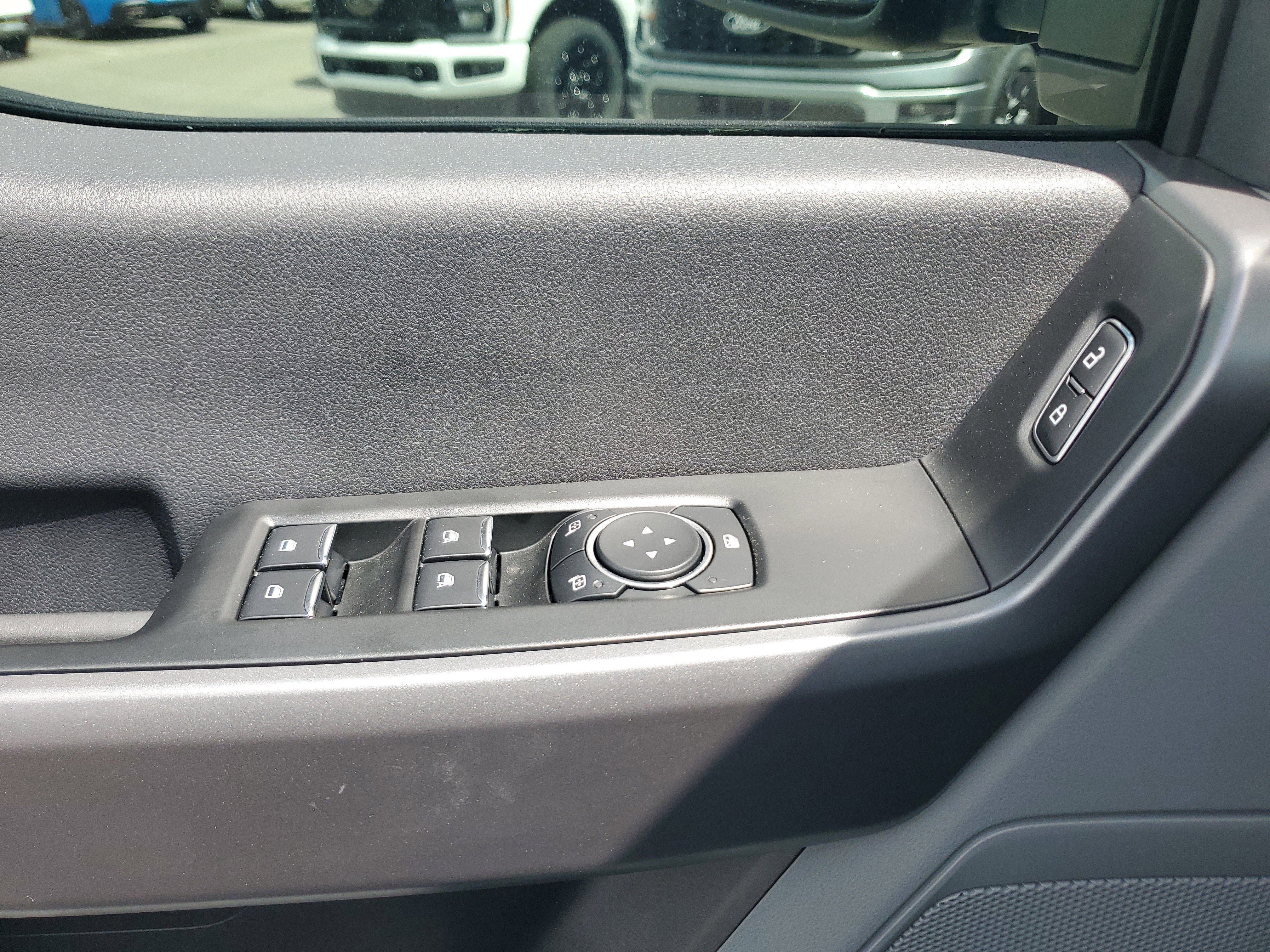 2025 Ford Super Duty F-350 SRW XL