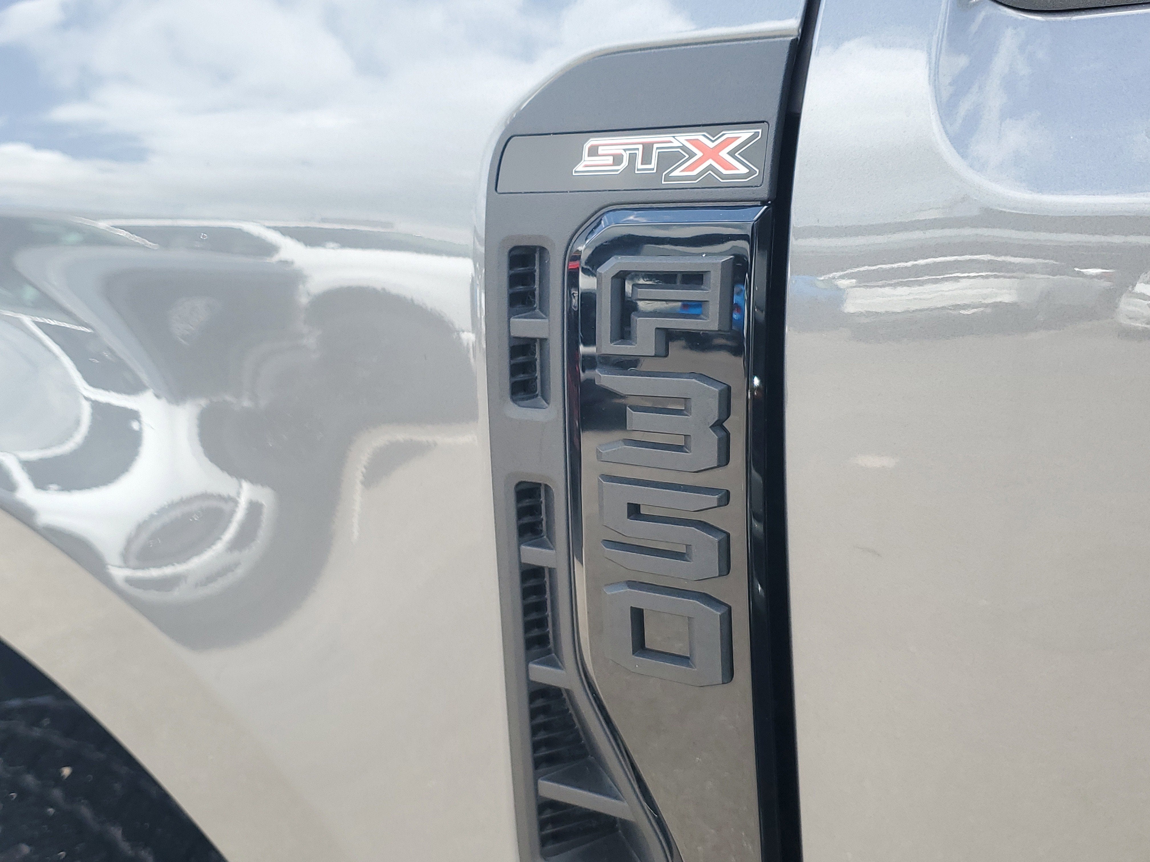 2025 Ford Super Duty F-350 SRW XL