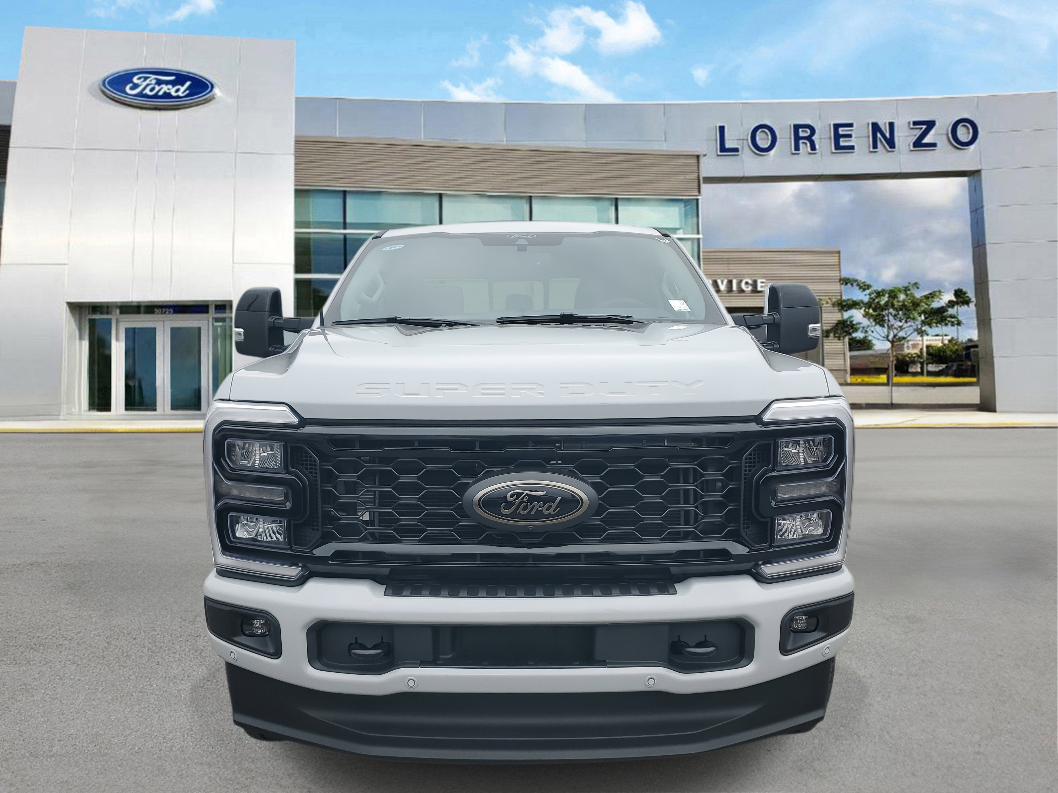 2026 Ford Super Duty F-350 SRW LARIAT