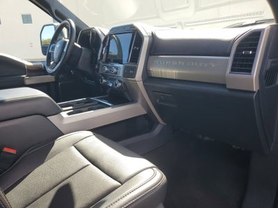 2022 Ford Super Duty F-350 SRW LARIAT 4WD Diesel