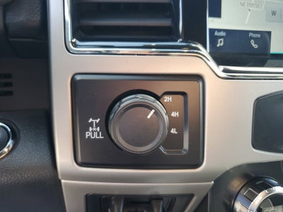 2022 Ford Super Duty F-350 SRW LARIAT 4WD Diesel