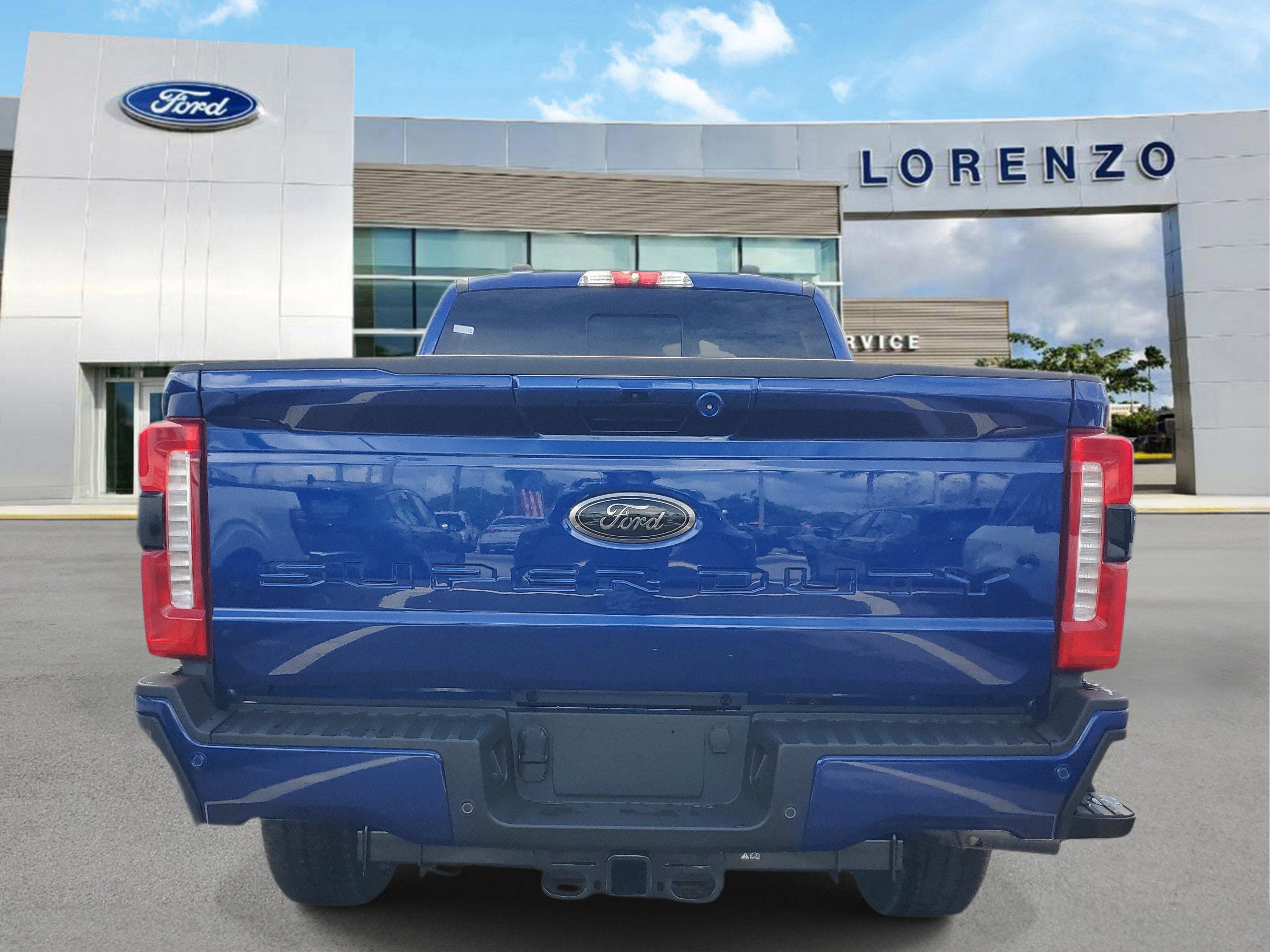2026 Ford Super Duty F-350 SRW LARIAT