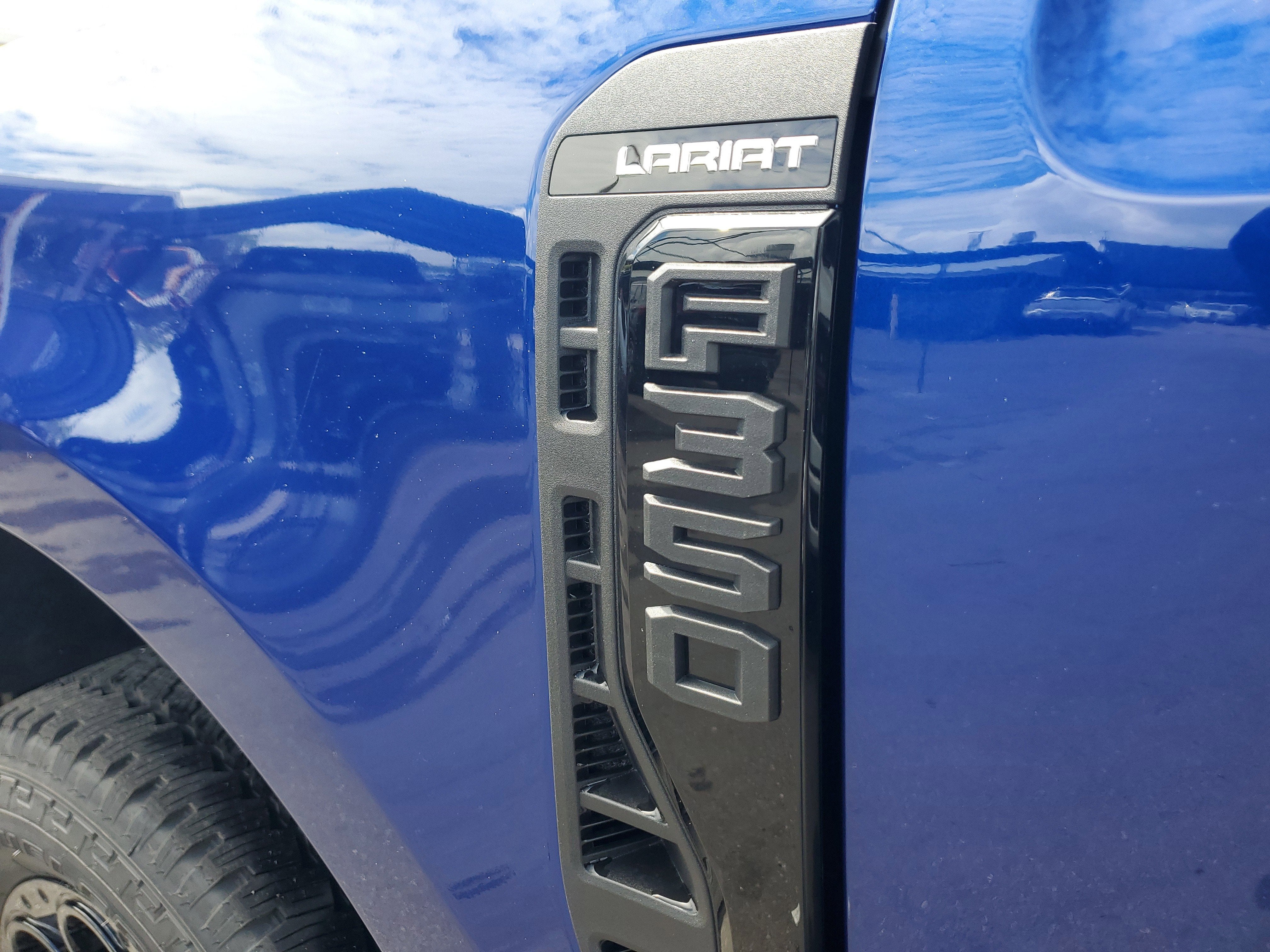 2026 Ford Super Duty F-350 SRW LARIAT