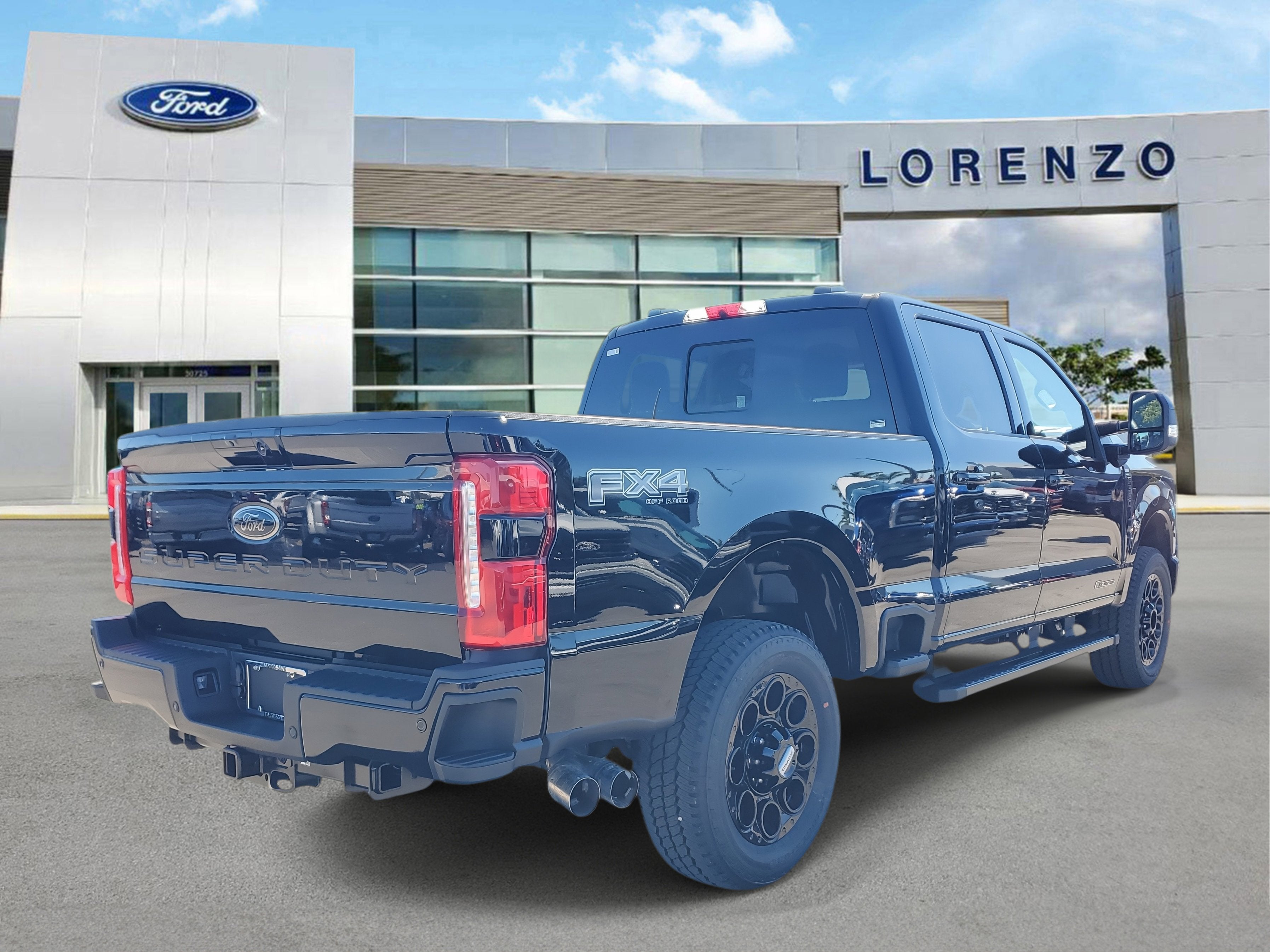 2026 Ford Super Duty F-350 SRW LARIAT