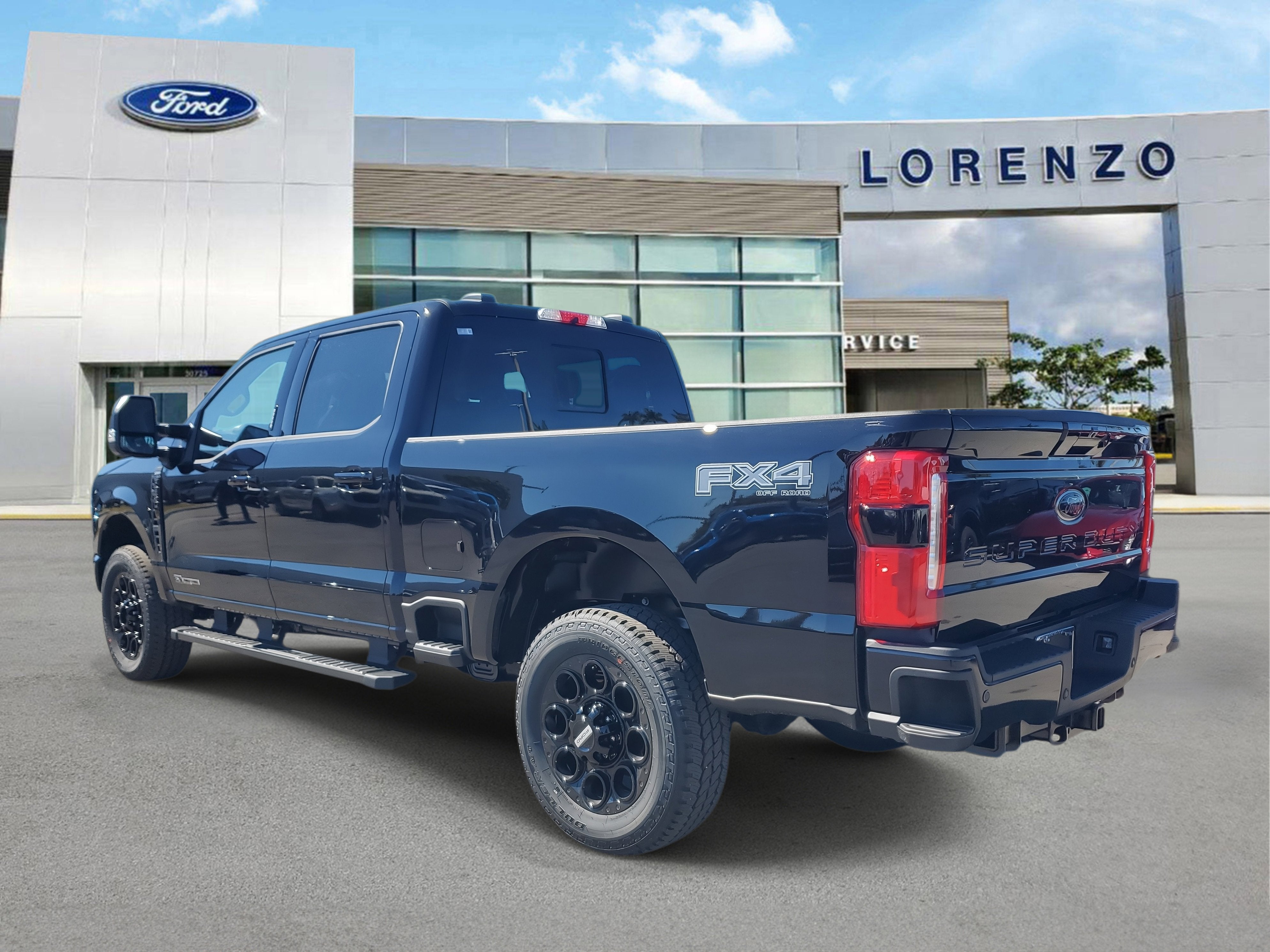 2026 Ford Super Duty F-350 SRW LARIAT