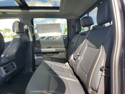 2026 Ford Super Duty F-350 SRW LARIAT