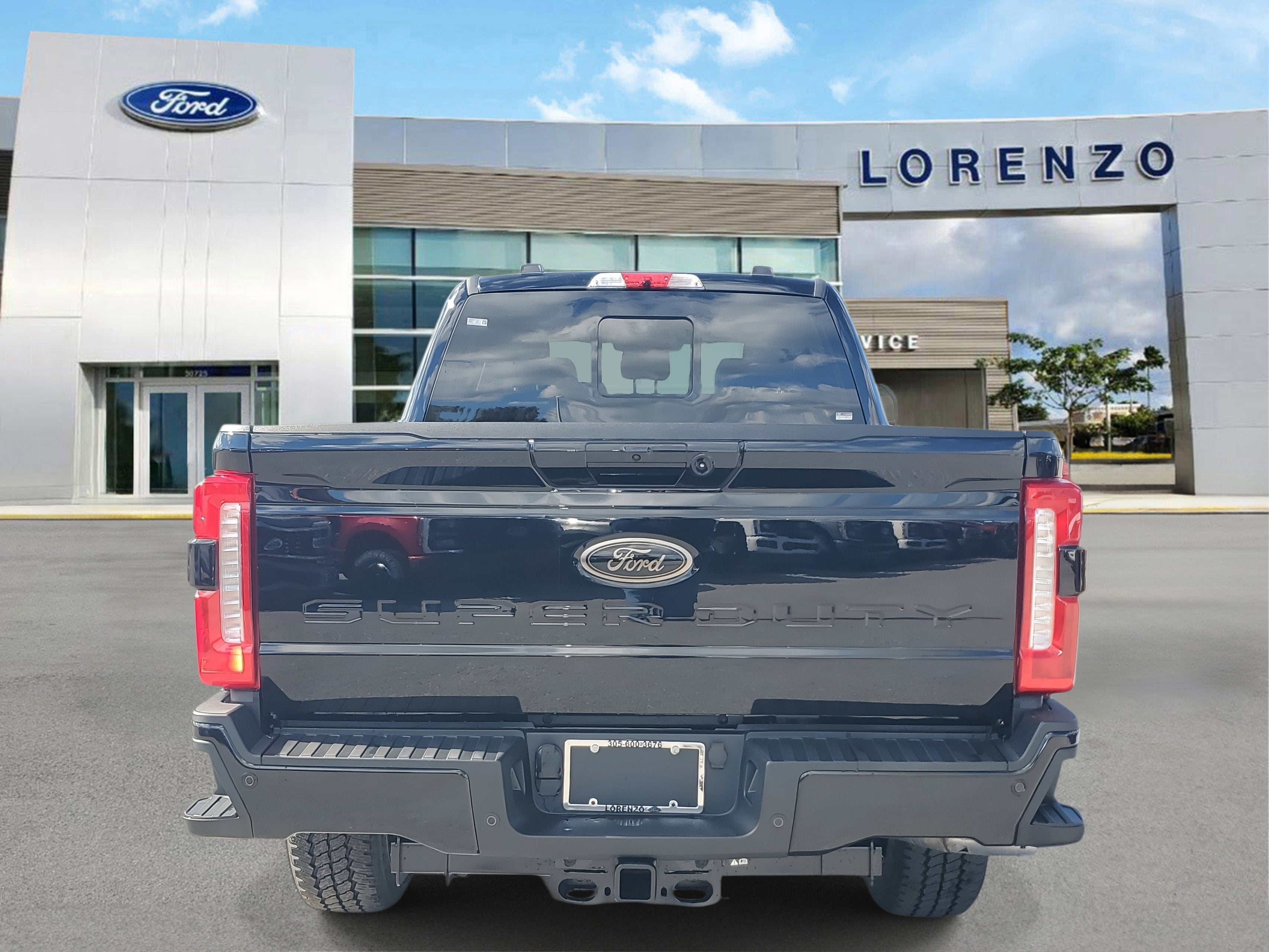 2026 Ford Super Duty F-350 SRW LARIAT