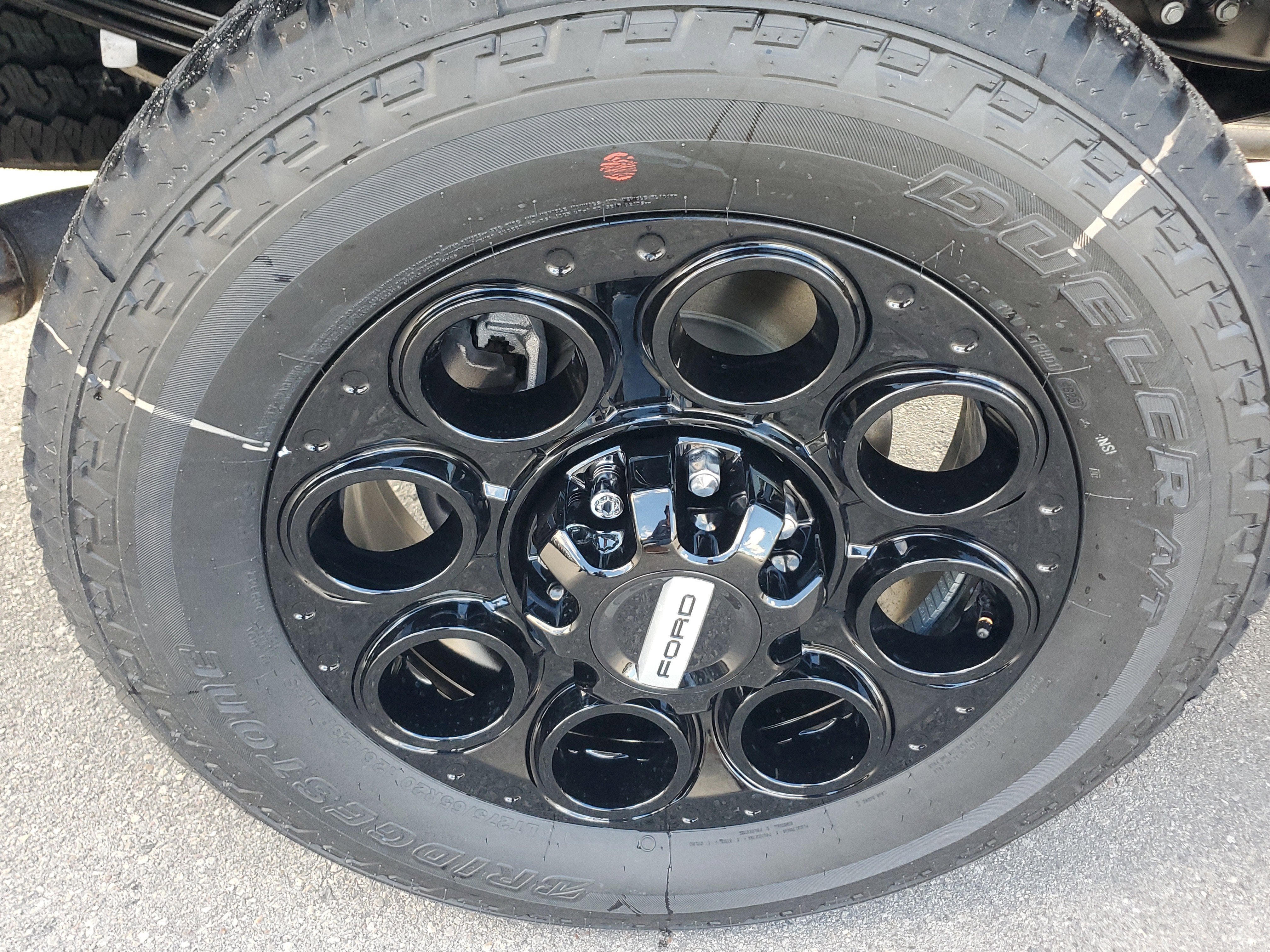 2026 Ford Super Duty F-350 SRW LARIAT