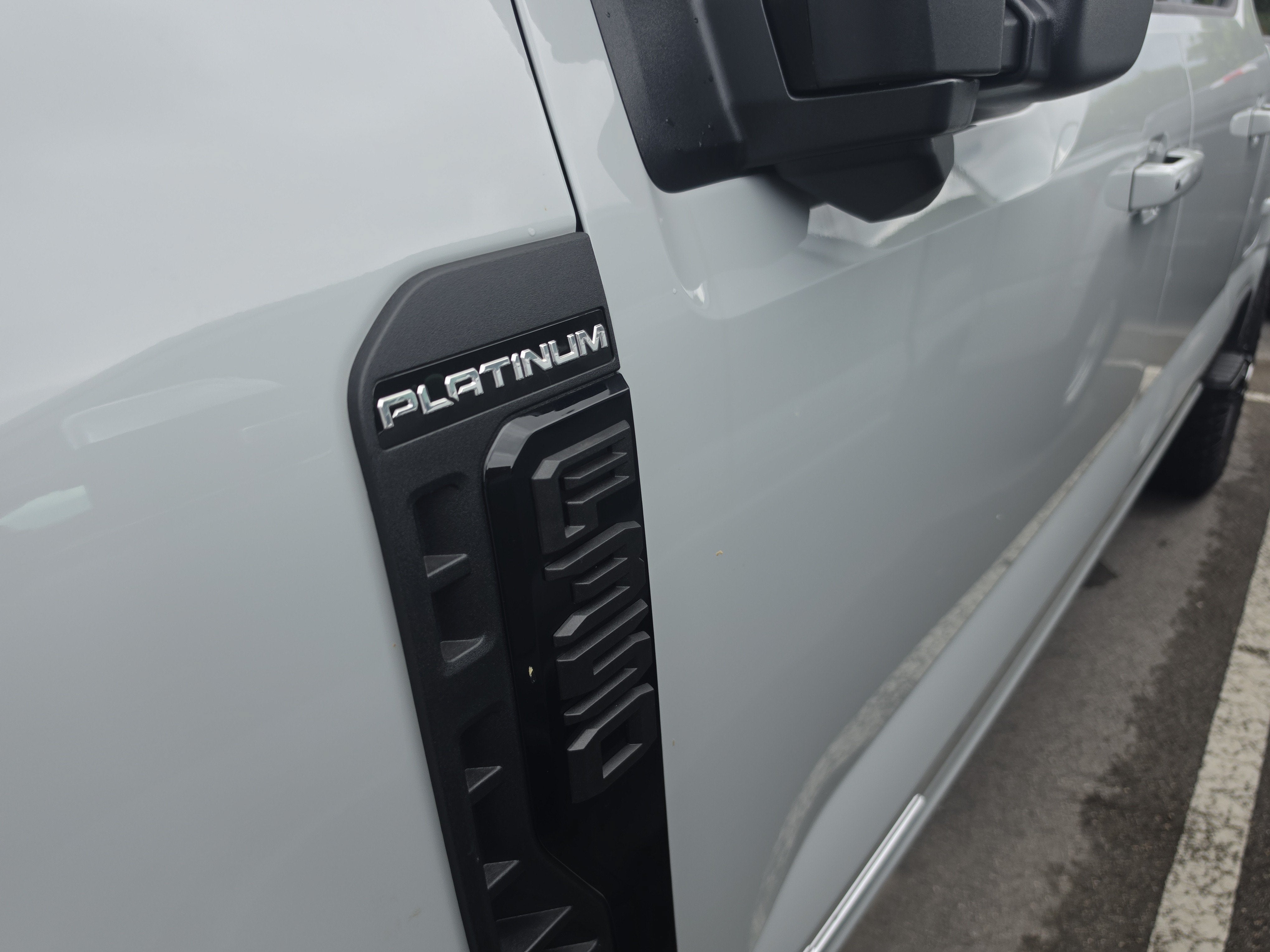 2026 Ford Super Duty F-350 SRW Platinum
