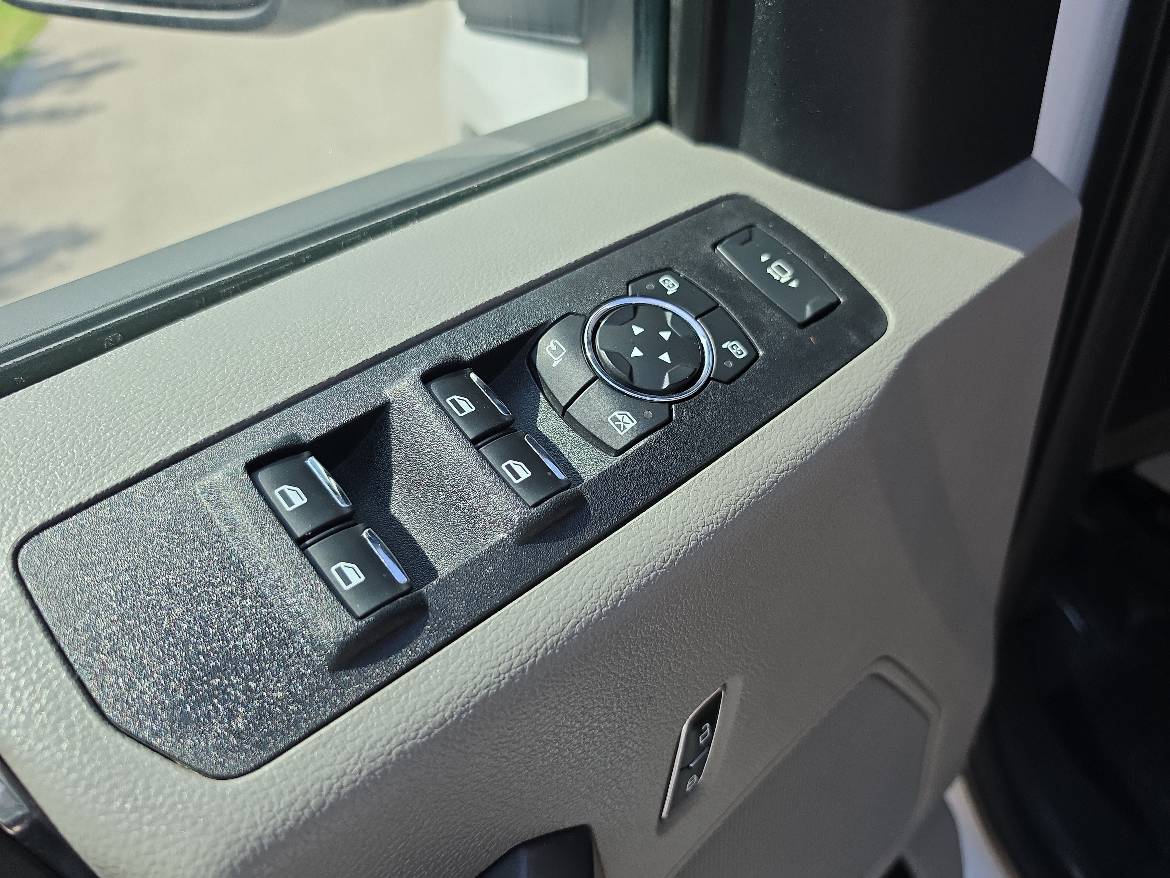 2021 Ford Super Duty F-350 SRW XLT 4WD Diesel